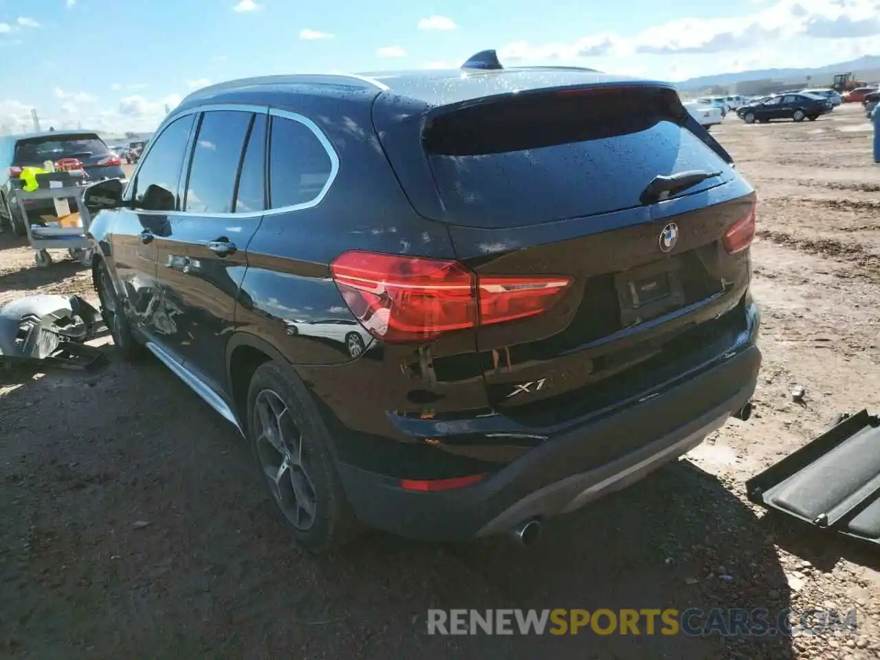 3 Photograph of a damaged car WBXHT3C5XK3H36468 BMW X1 2019