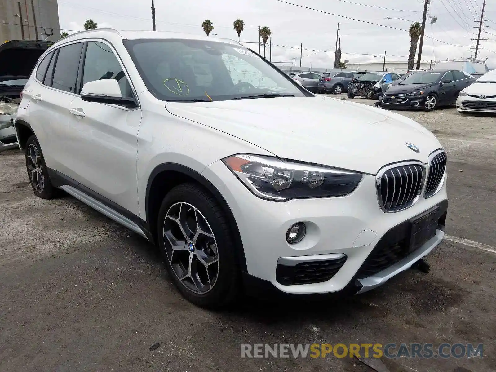 1 Photograph of a damaged car WBXHT3C5XK5L35245 BMW X1 2019