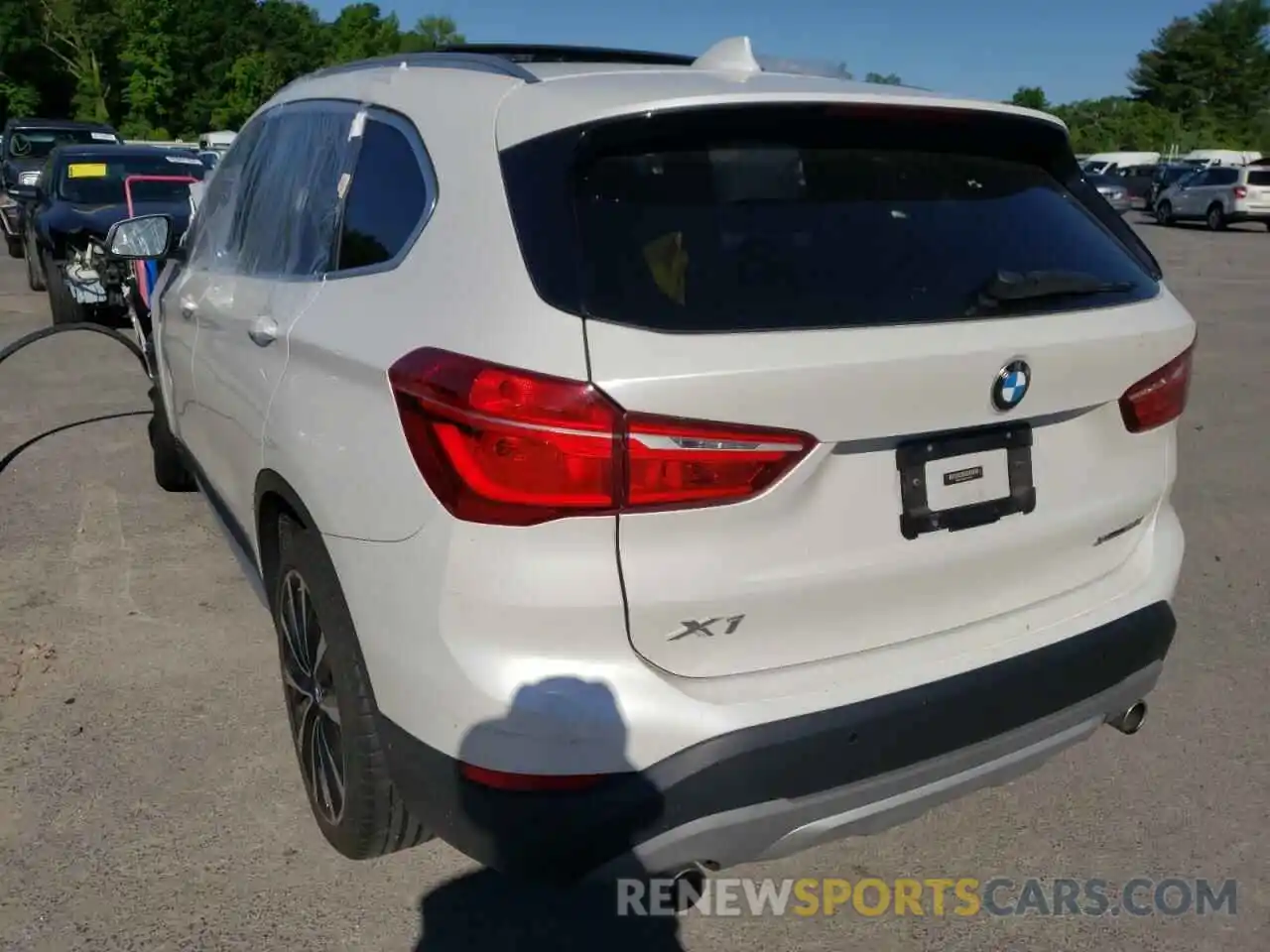 3 Photograph of a damaged car WBXHT3C5XK5L37416 BMW X1 2019