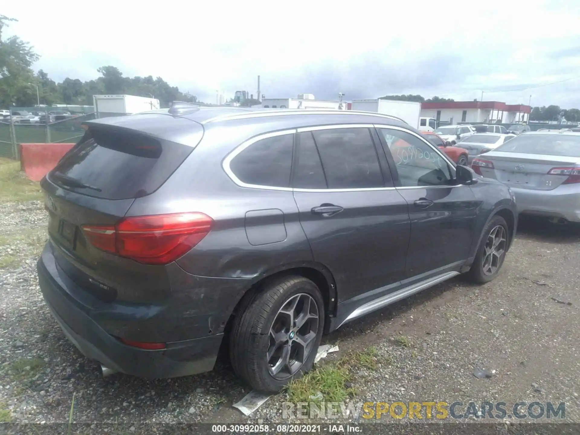 4 Фотография поврежденного автомобиля WBXHT3C5XK5L91573 BMW X1 2019