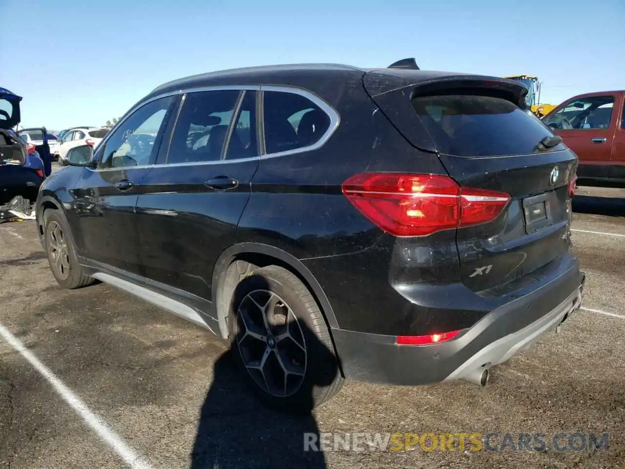 3 Photograph of a damaged car WBXHU7C50K3H45331 BMW X1 2019