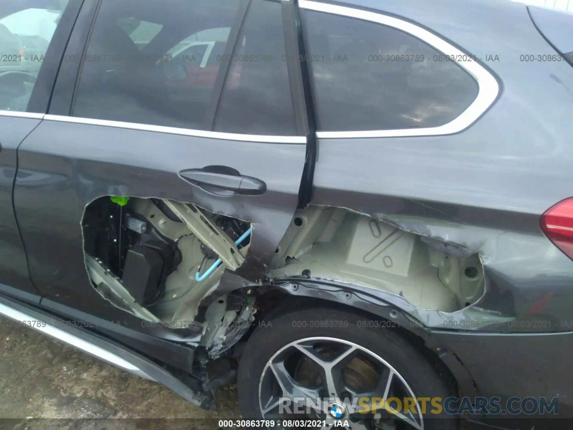 6 Photograph of a damaged car WBXHU7C50K3H46477 BMW X1 2019