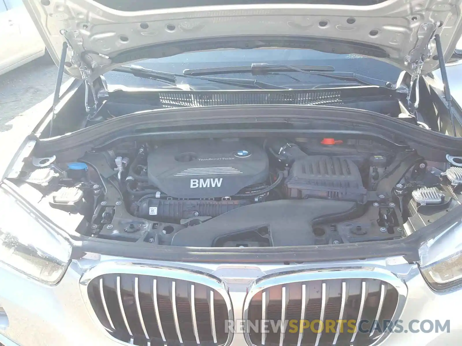 7 Photograph of a damaged car WBXHU7C51K3H45158 BMW X1 2019