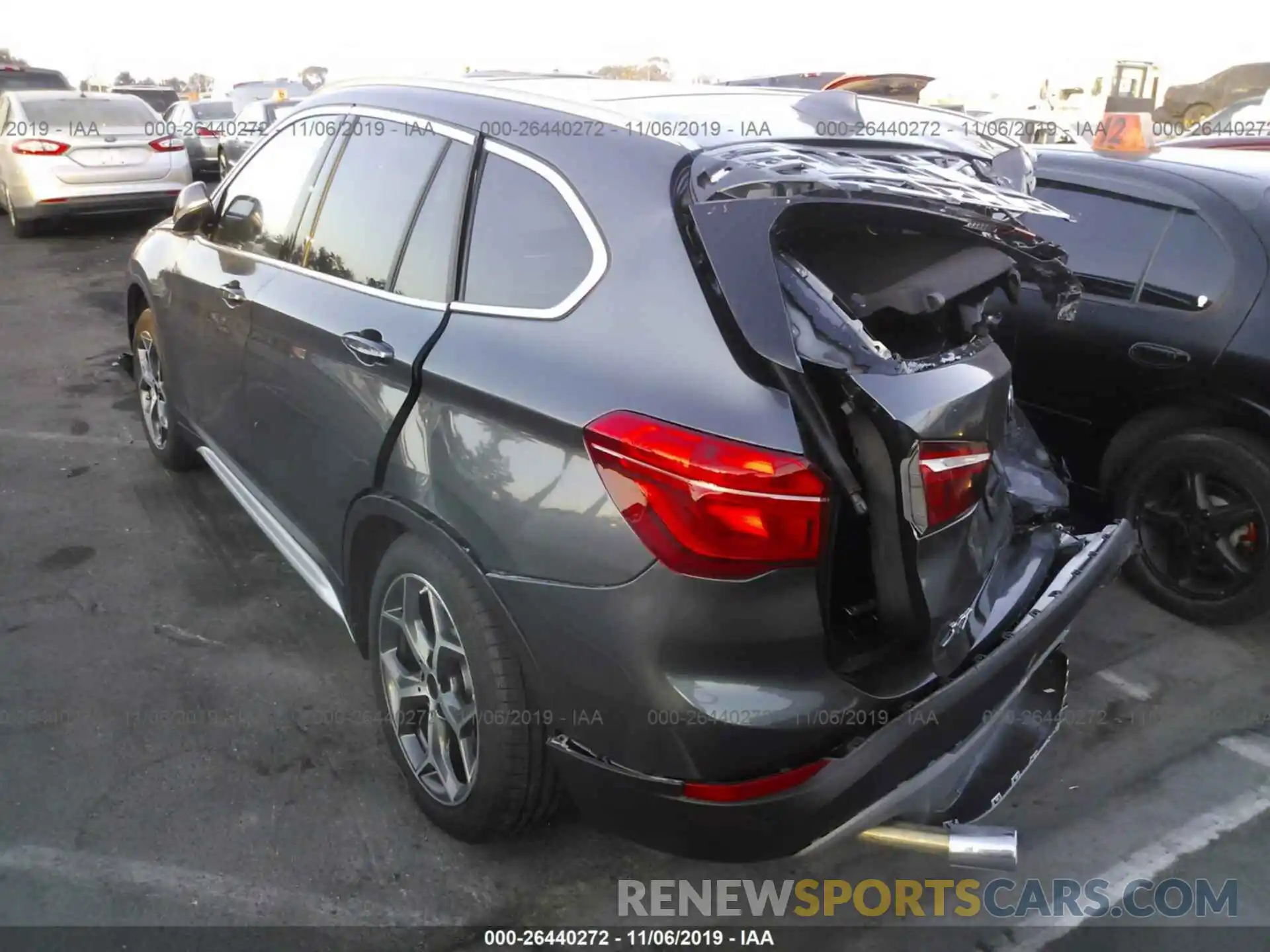 3 Photograph of a damaged car WBXHU7C51K3H46066 BMW X1 2019