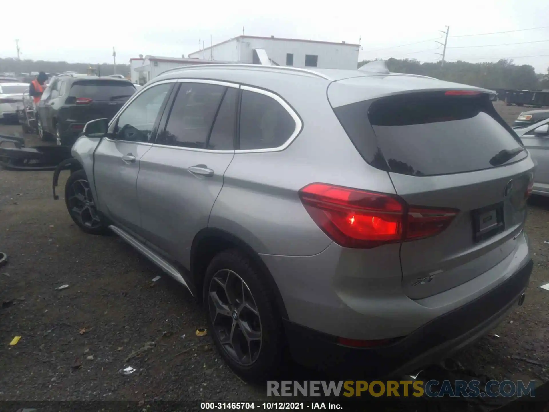 3 Photograph of a damaged car WBXHU7C52K3H45153 BMW X1 2019