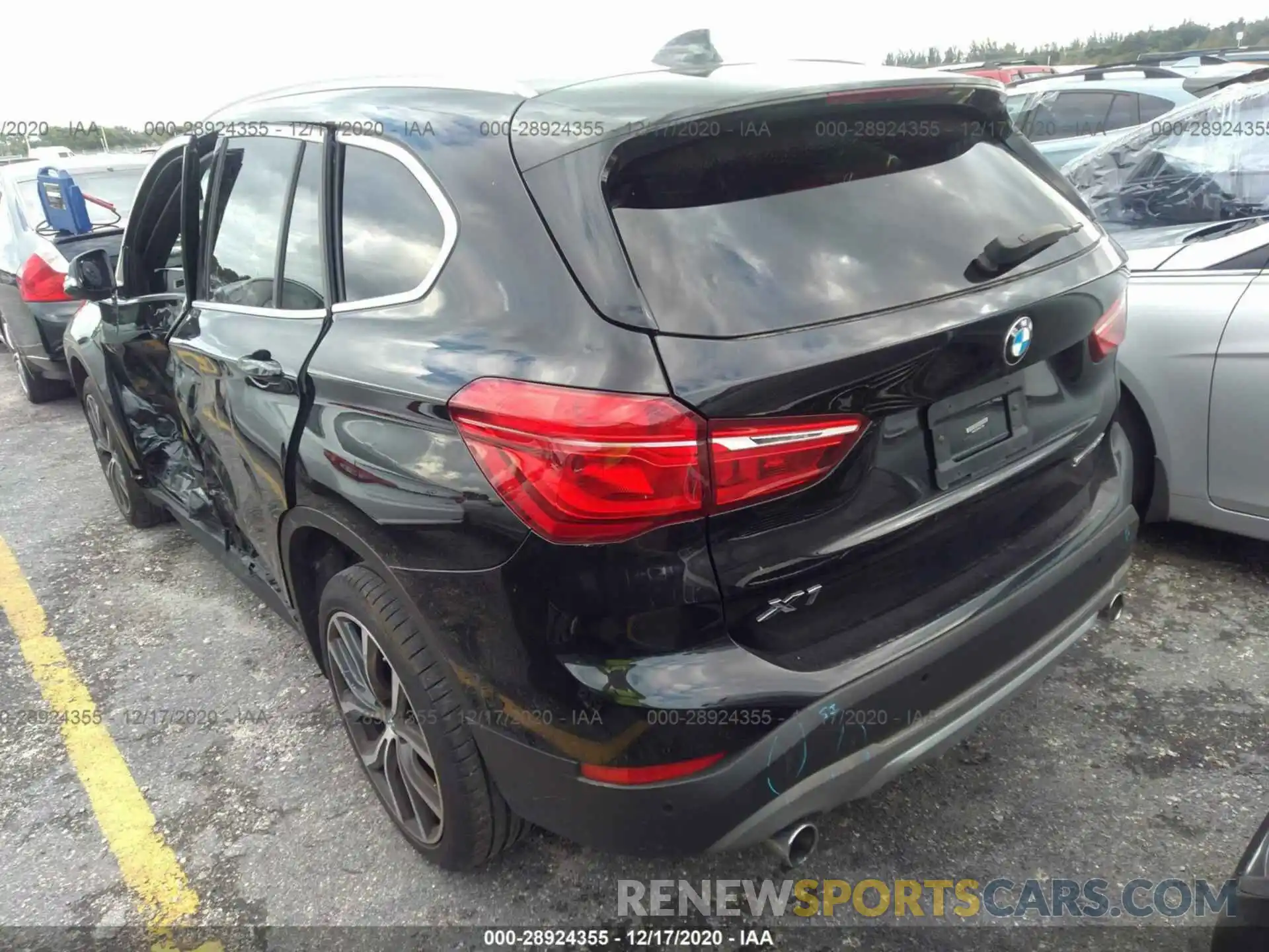 3 Фотография поврежденного автомобиля WBXHU7C52K5L11834 BMW X1 2019