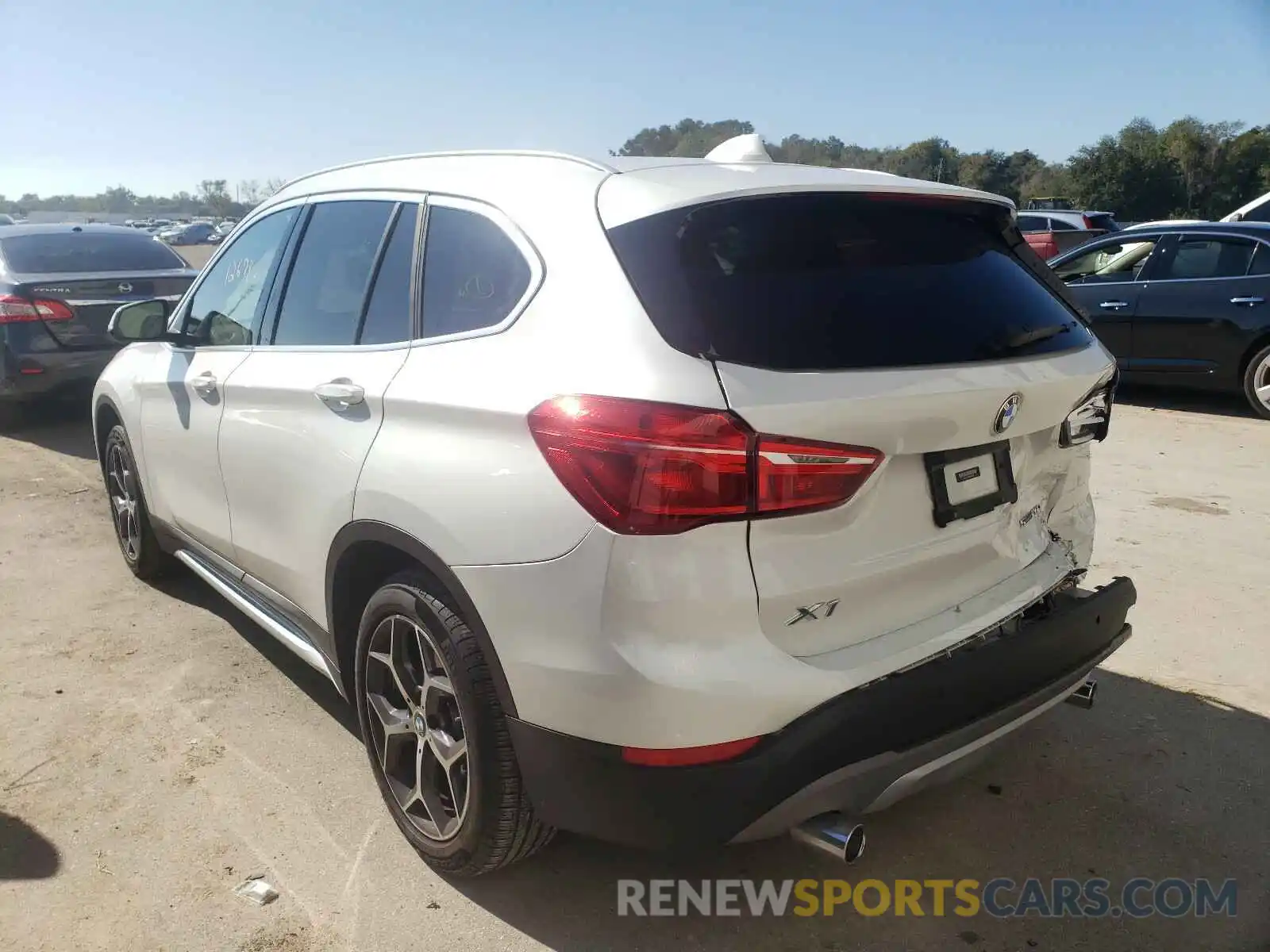 3 Photograph of a damaged car WBXHU7C53K3H44593 BMW X1 2019