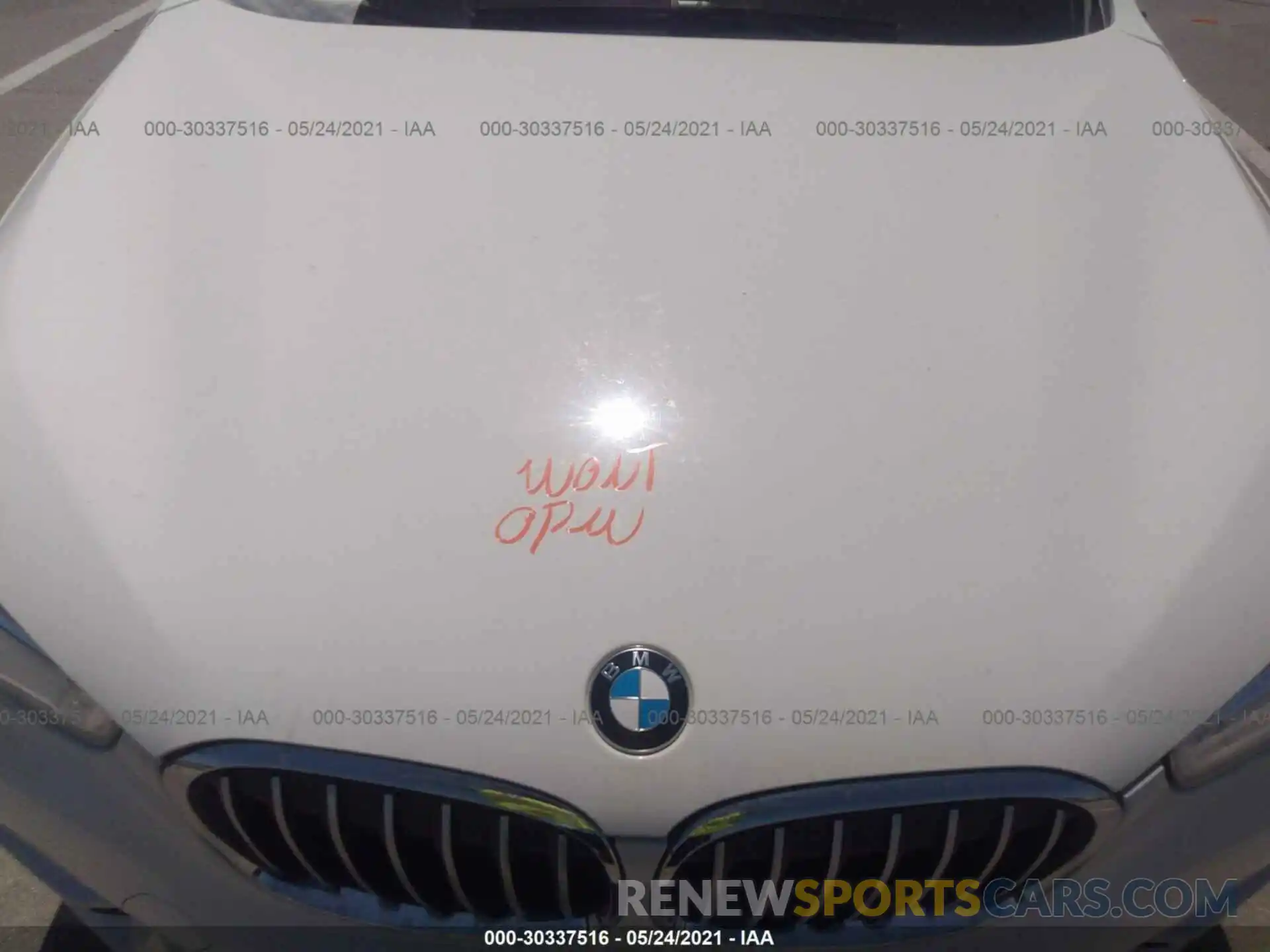 10 Photograph of a damaged car WBXHU7C53K3H44819 BMW X1 2019