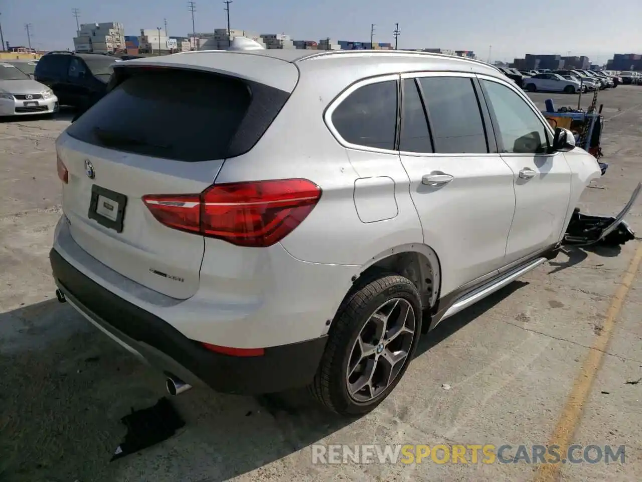 4 Photograph of a damaged car WBXHU7C53K3H46571 BMW X1 2019