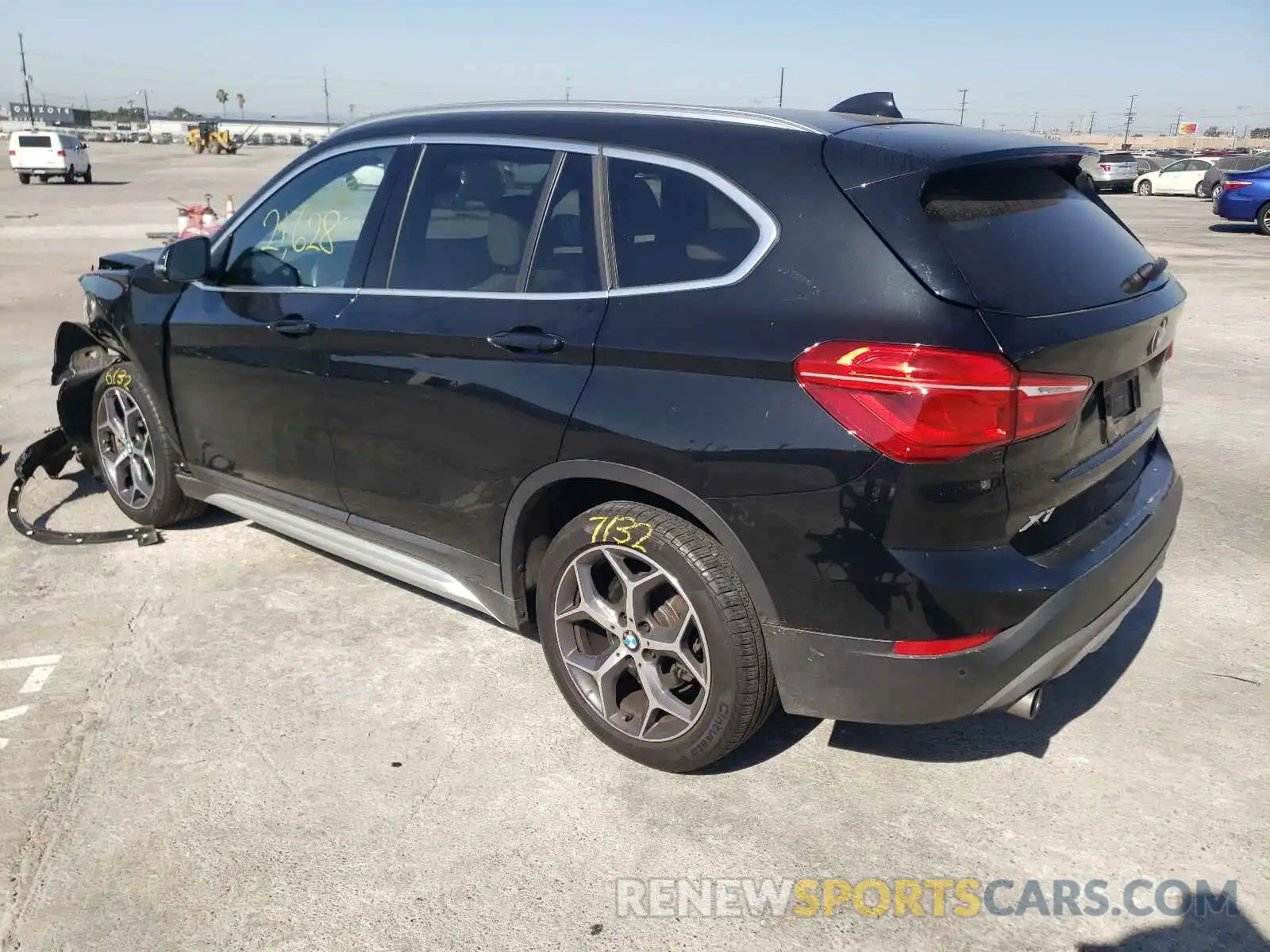 3 Photograph of a damaged car WBXHU7C54K3H44439 BMW X1 2019