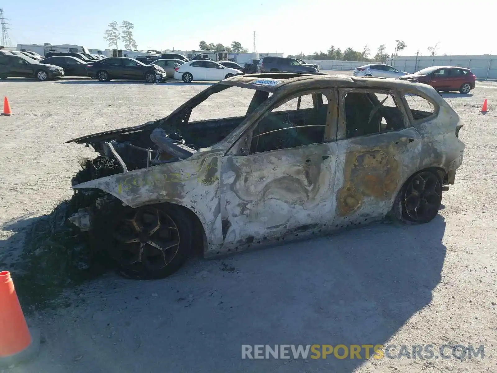 10 Photograph of a damaged car WBXHU7C54K3H44649 BMW X1 2019