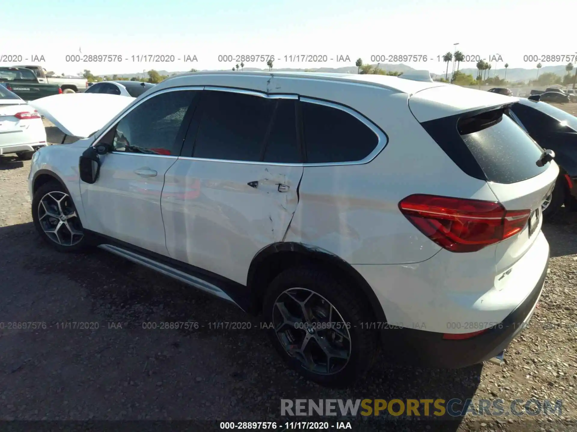 3 Фотография поврежденного автомобиля WBXHU7C54K5L09972 BMW X1 2019