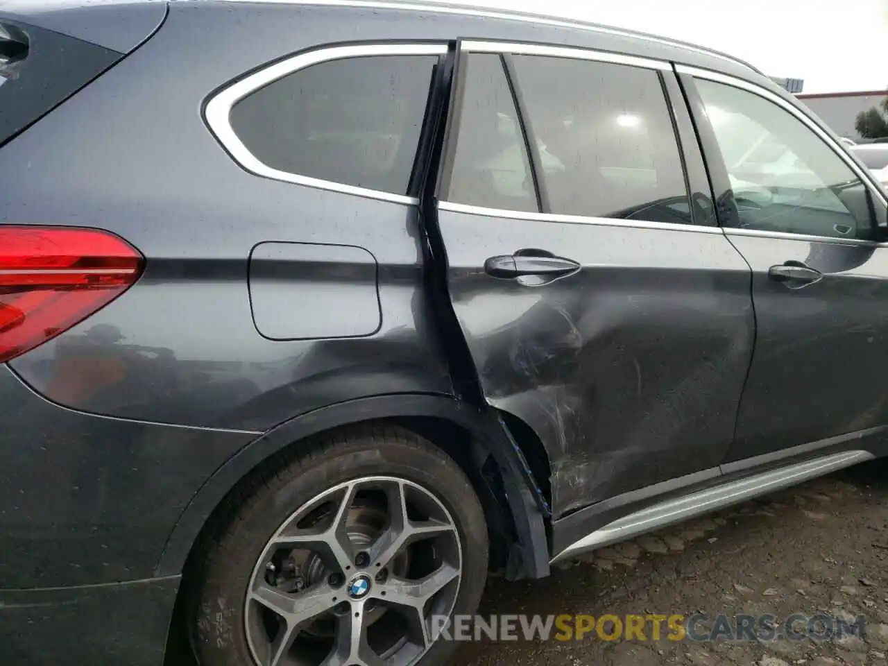 9 Photograph of a damaged car WBXHU7C54K5L92366 BMW X1 2019