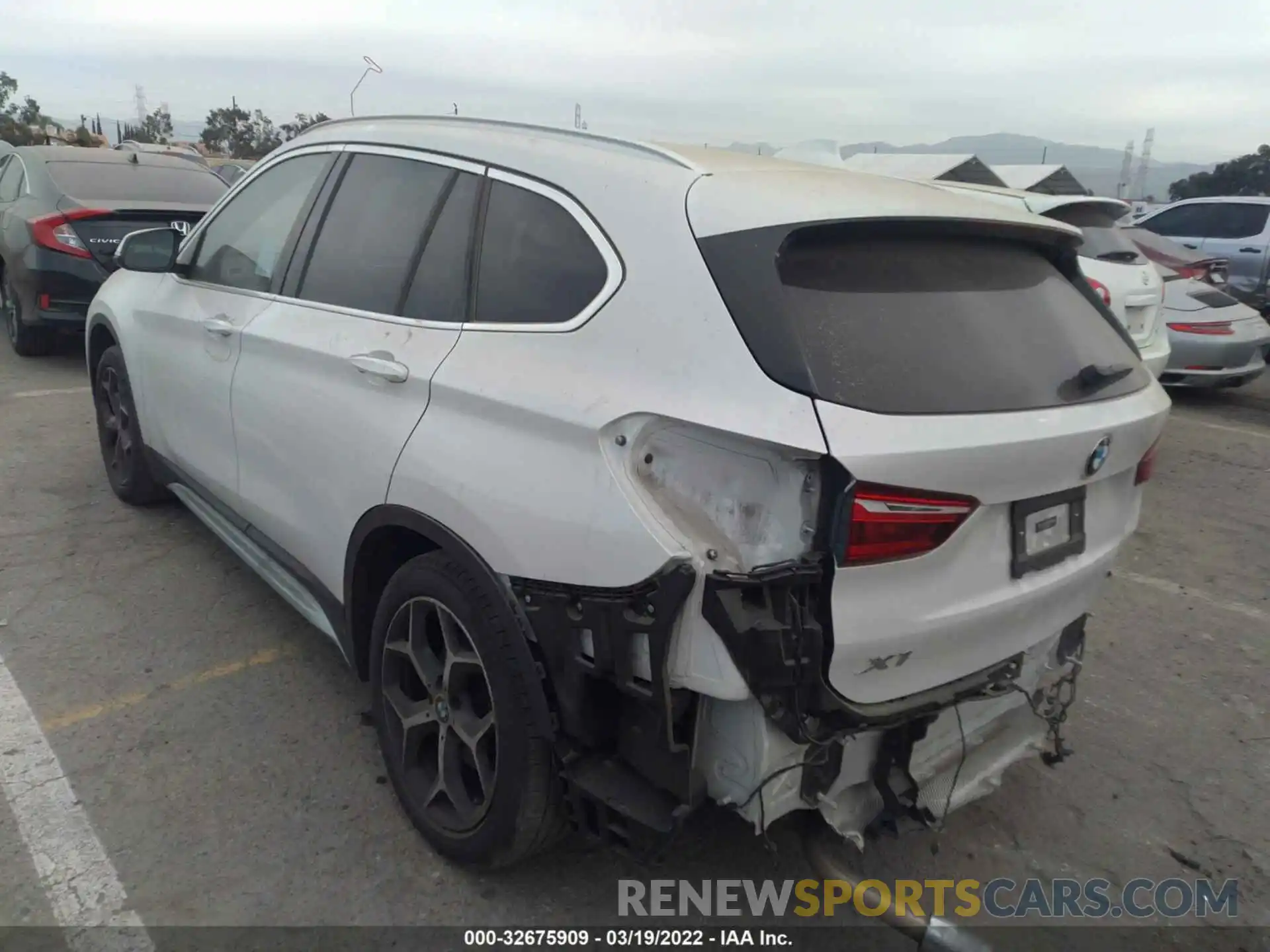 3 Фотография поврежденного автомобиля WBXHU7C54K5N02459 BMW X1 2019