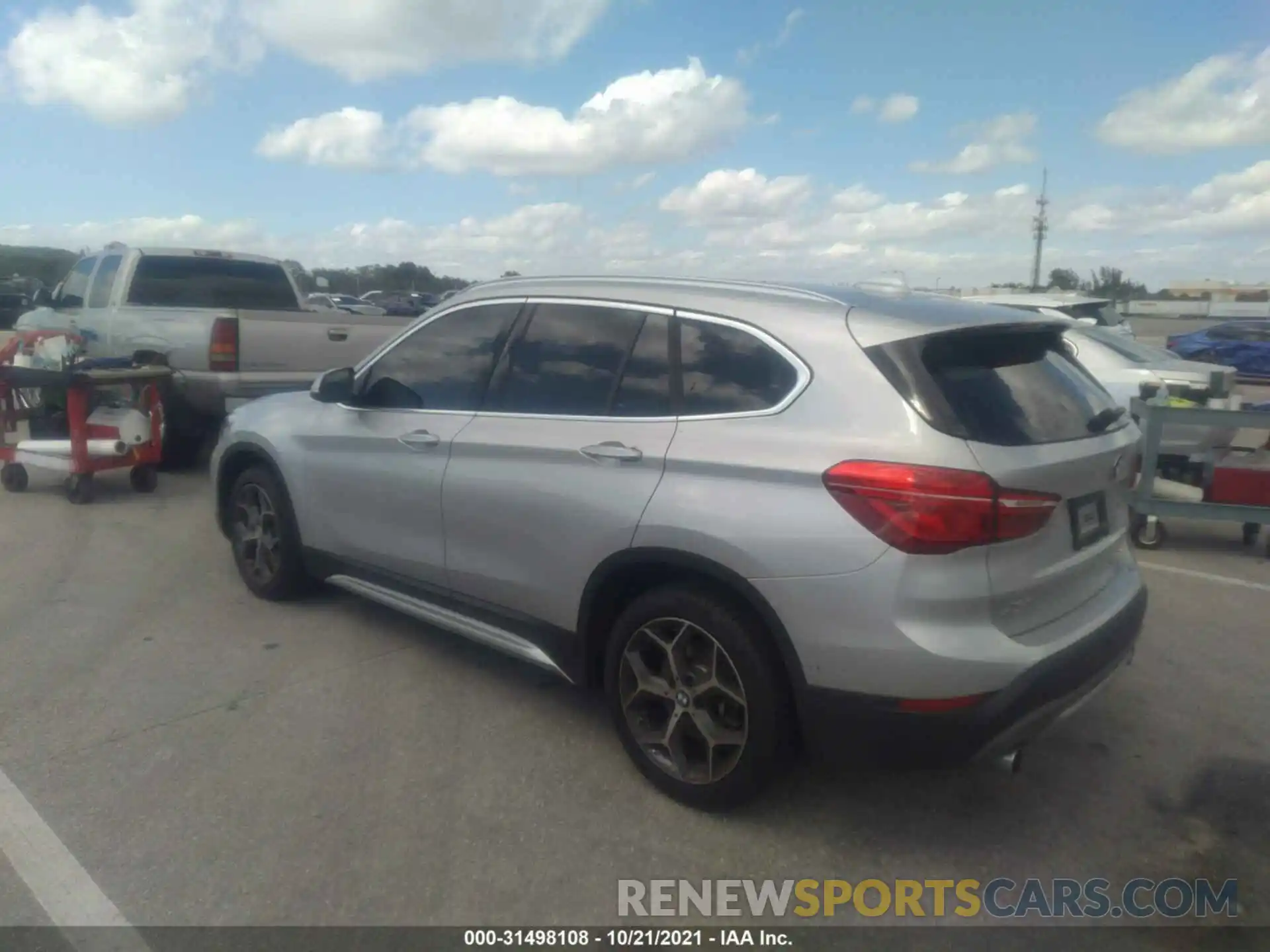 3 Photograph of a damaged car WBXHU7C55K3H44692 BMW X1 2019