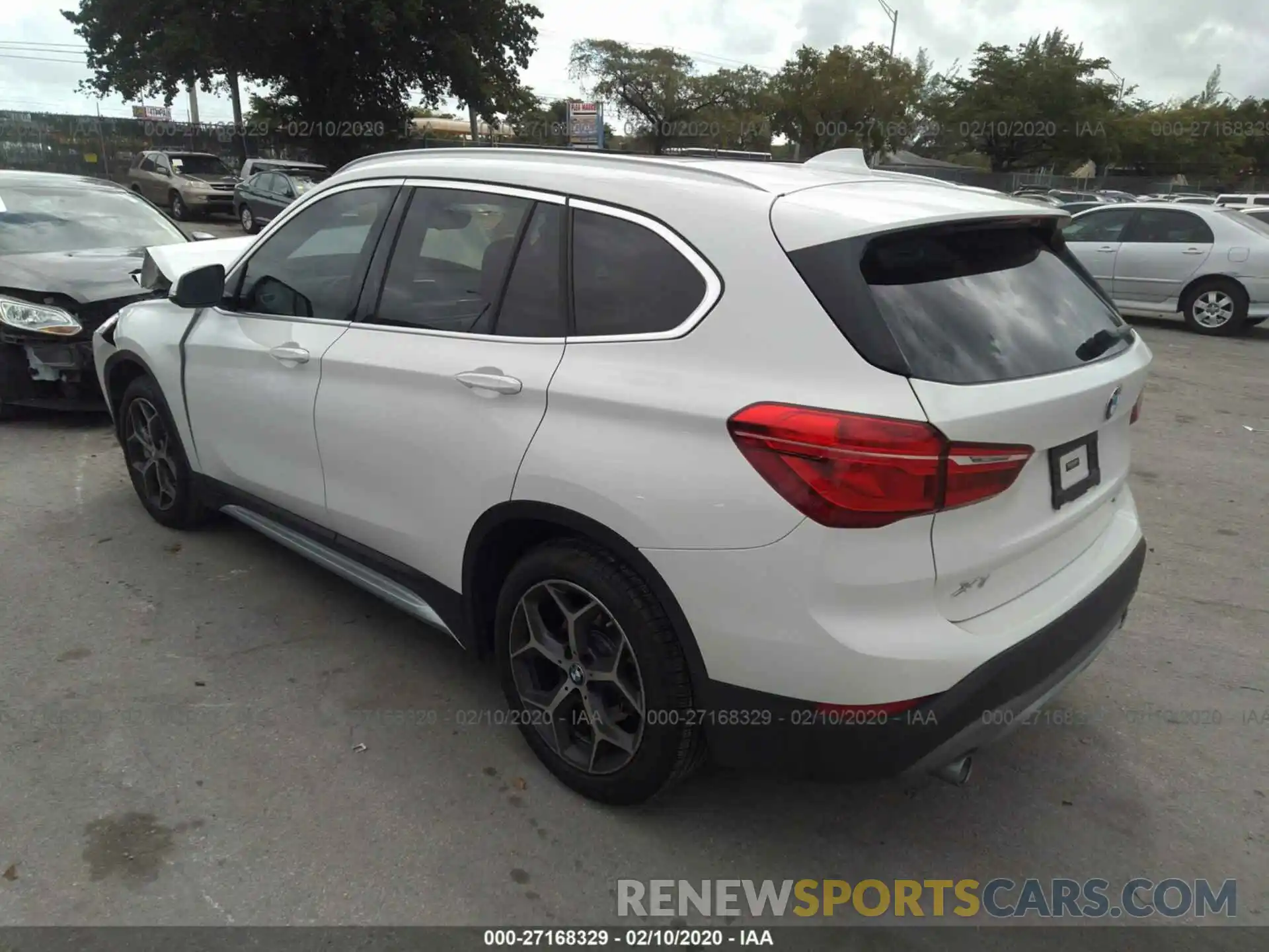 3 Photograph of a damaged car WBXHU7C55K3H45678 BMW X1 2019