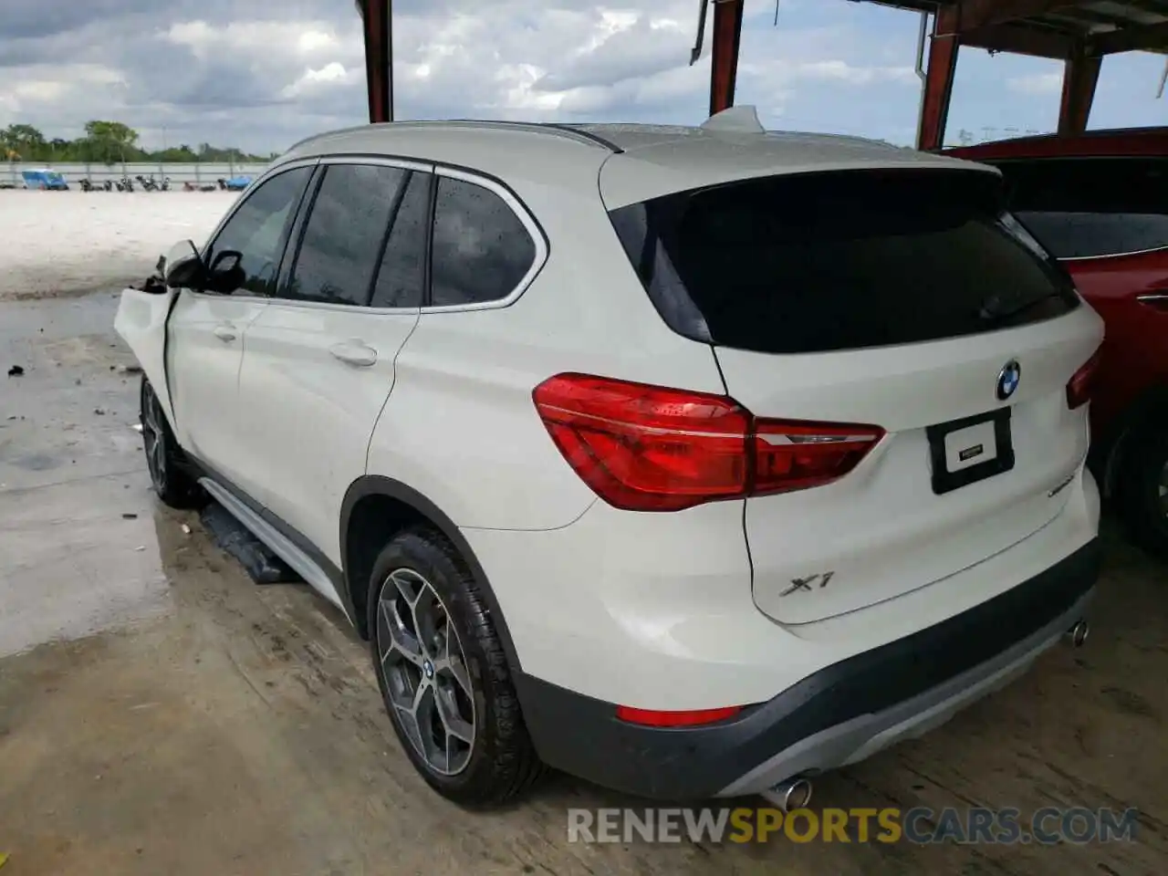 3 Photograph of a damaged car WBXHU7C55K5L10239 BMW X1 2019