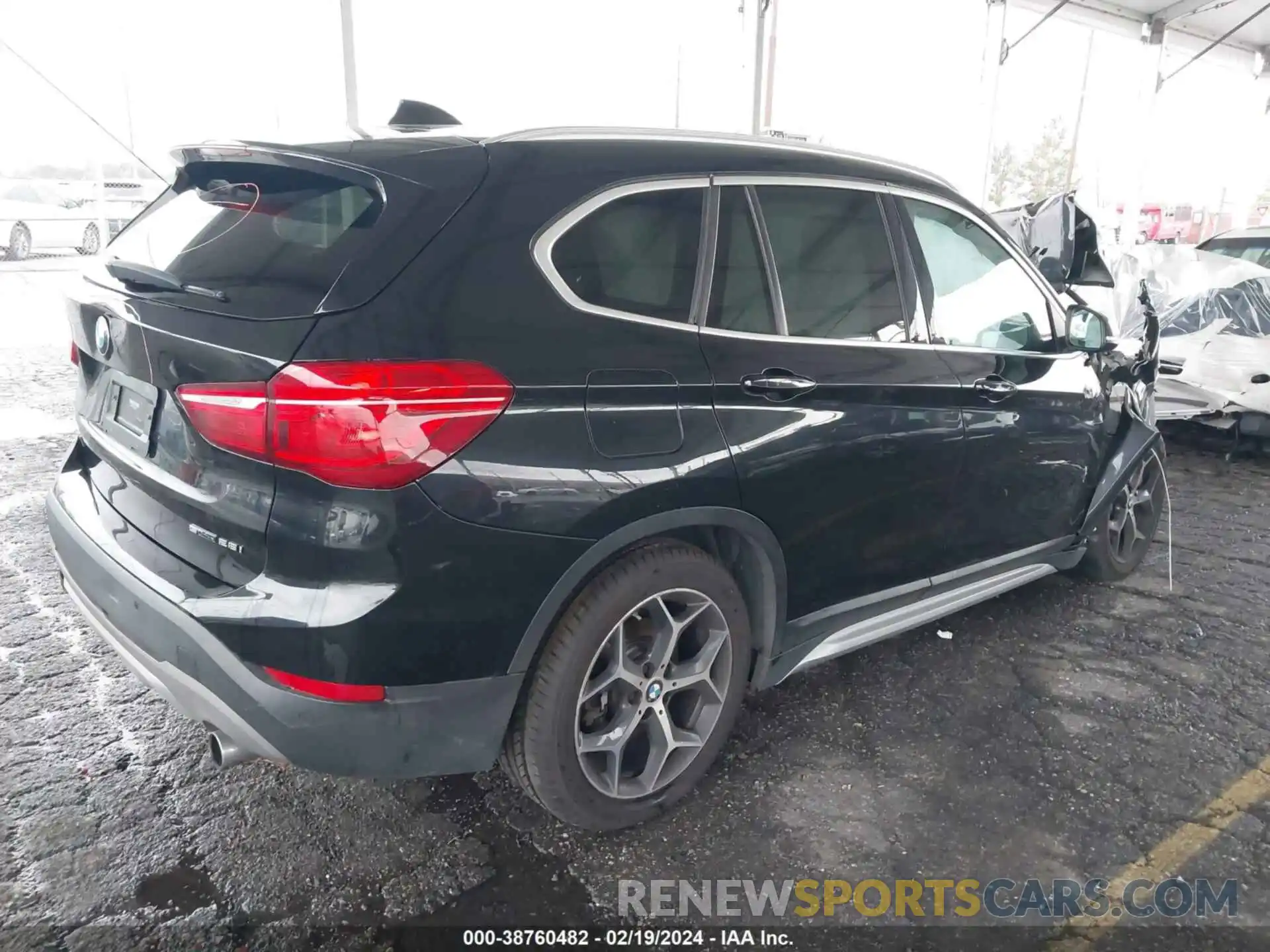 4 Фотография поврежденного автомобиля WBXHU7C55K5L11228 BMW X1 2019