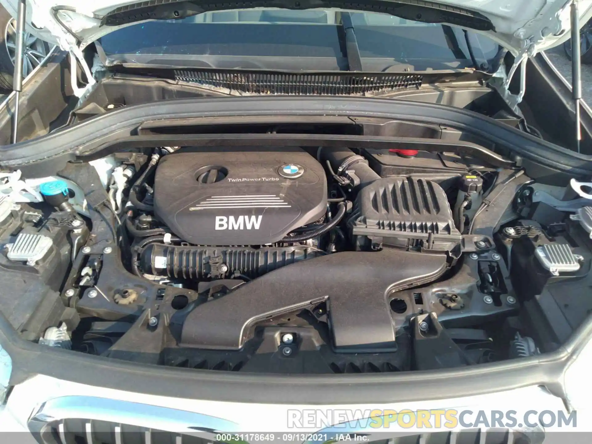 10 Фотография поврежденного автомобиля WBXHU7C55K5L11505 BMW X1 2019