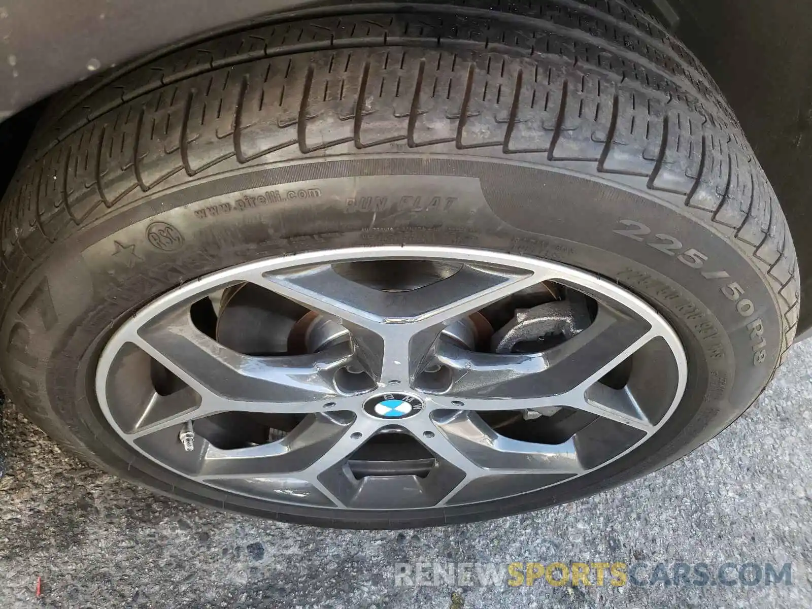 9 Photograph of a damaged car WBXHU7C55K5L11696 BMW X1 2019