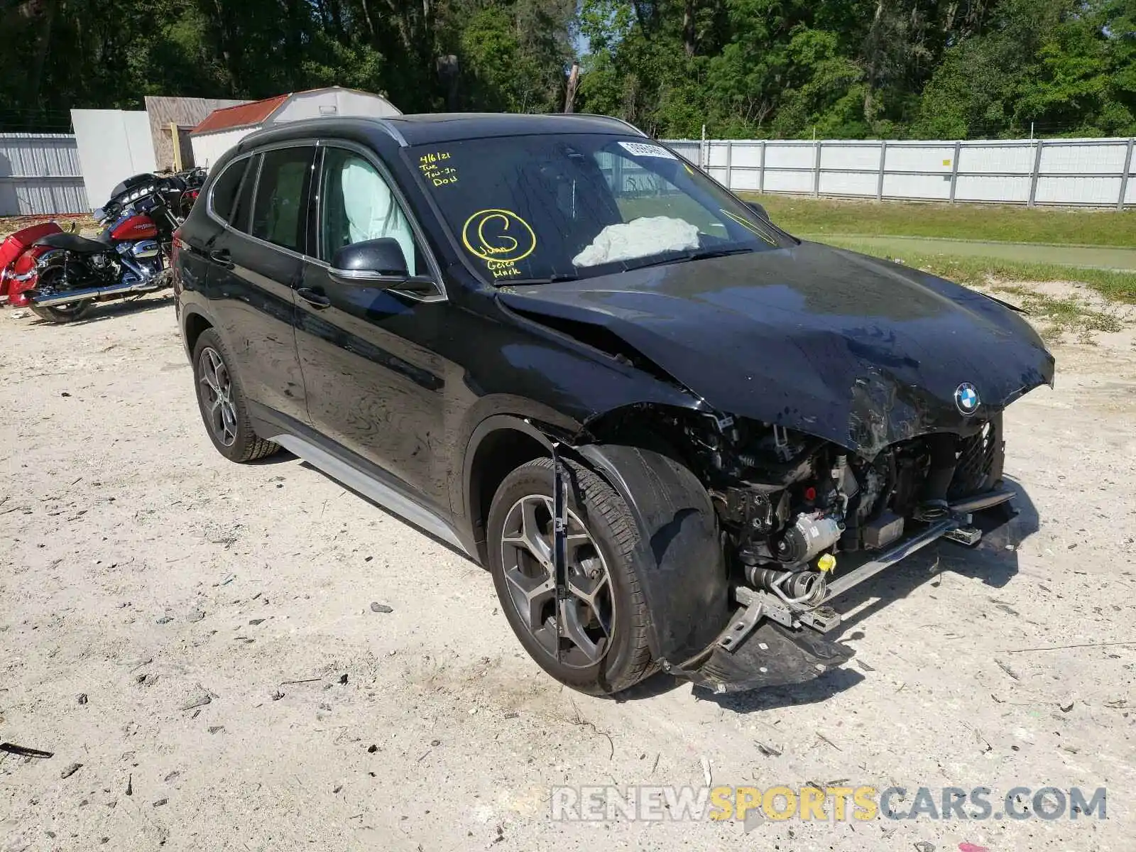 1 Photograph of a damaged car WBXHU7C56K3H44233 BMW X1 2019