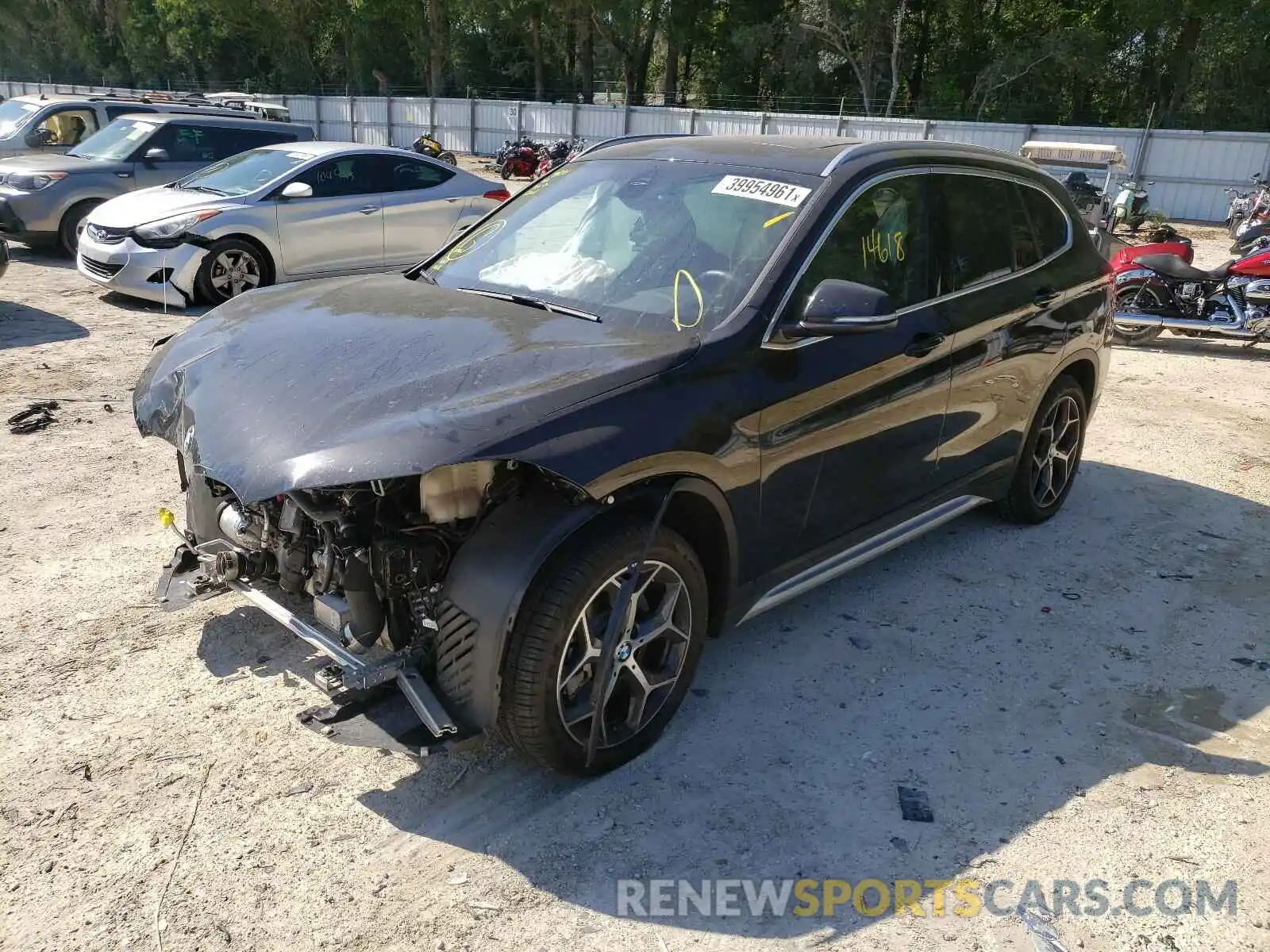 2 Фотография поврежденного автомобиля WBXHU7C56K3H44233 BMW X1 2019