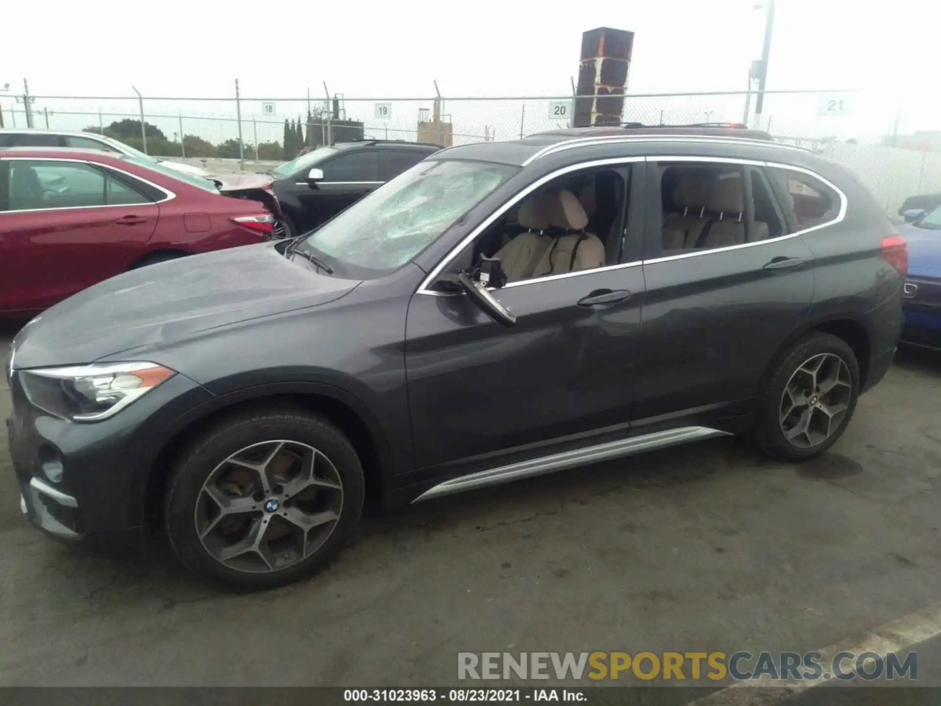 6 Photograph of a damaged car WBXHU7C57K3H46072 BMW X1 2019