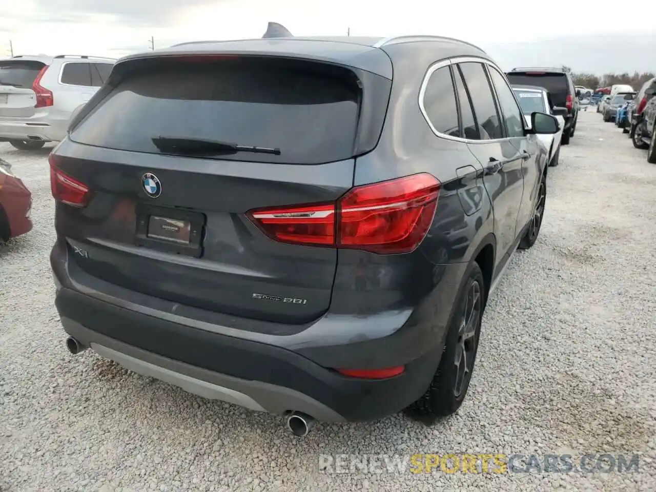 4 Photograph of a damaged car WBXHU7C57K3H46489 BMW X1 2019