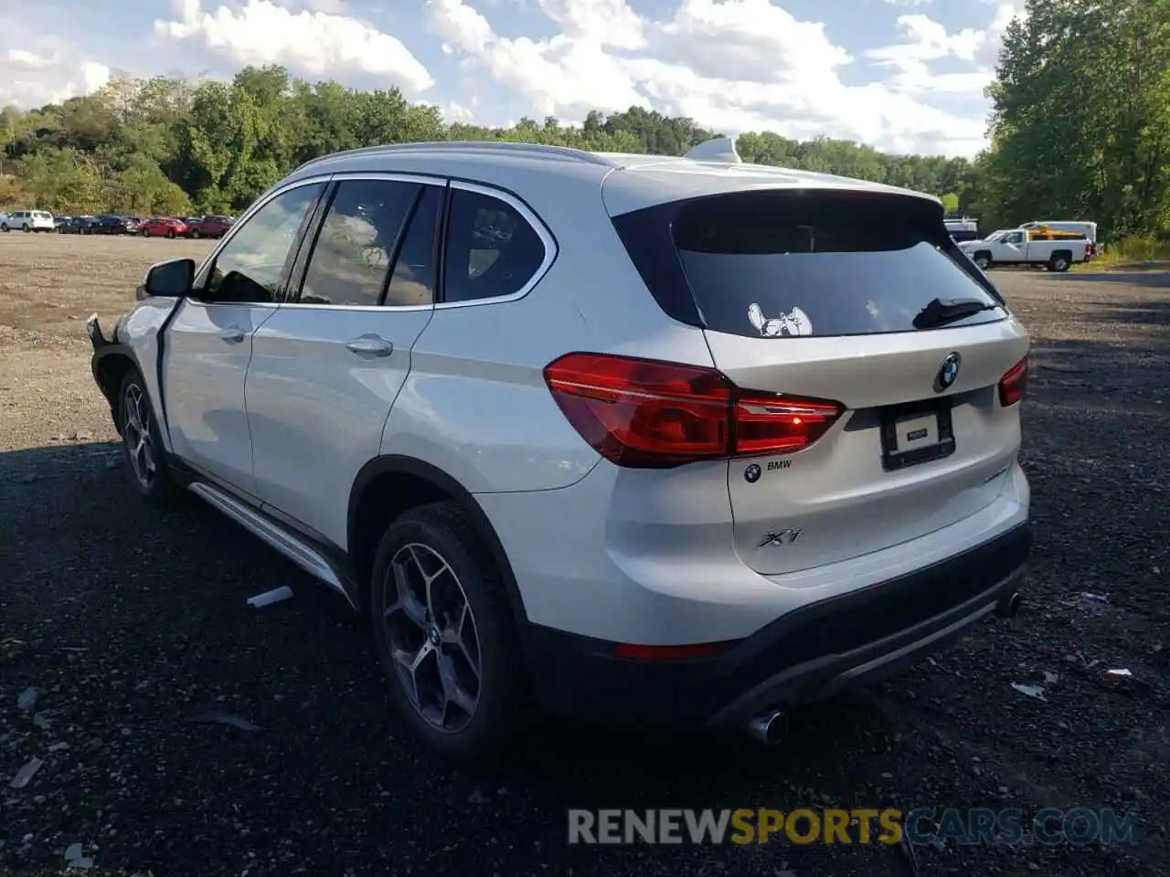 3 Photograph of a damaged car WBXHU7C57K5L10730 BMW X1 2019