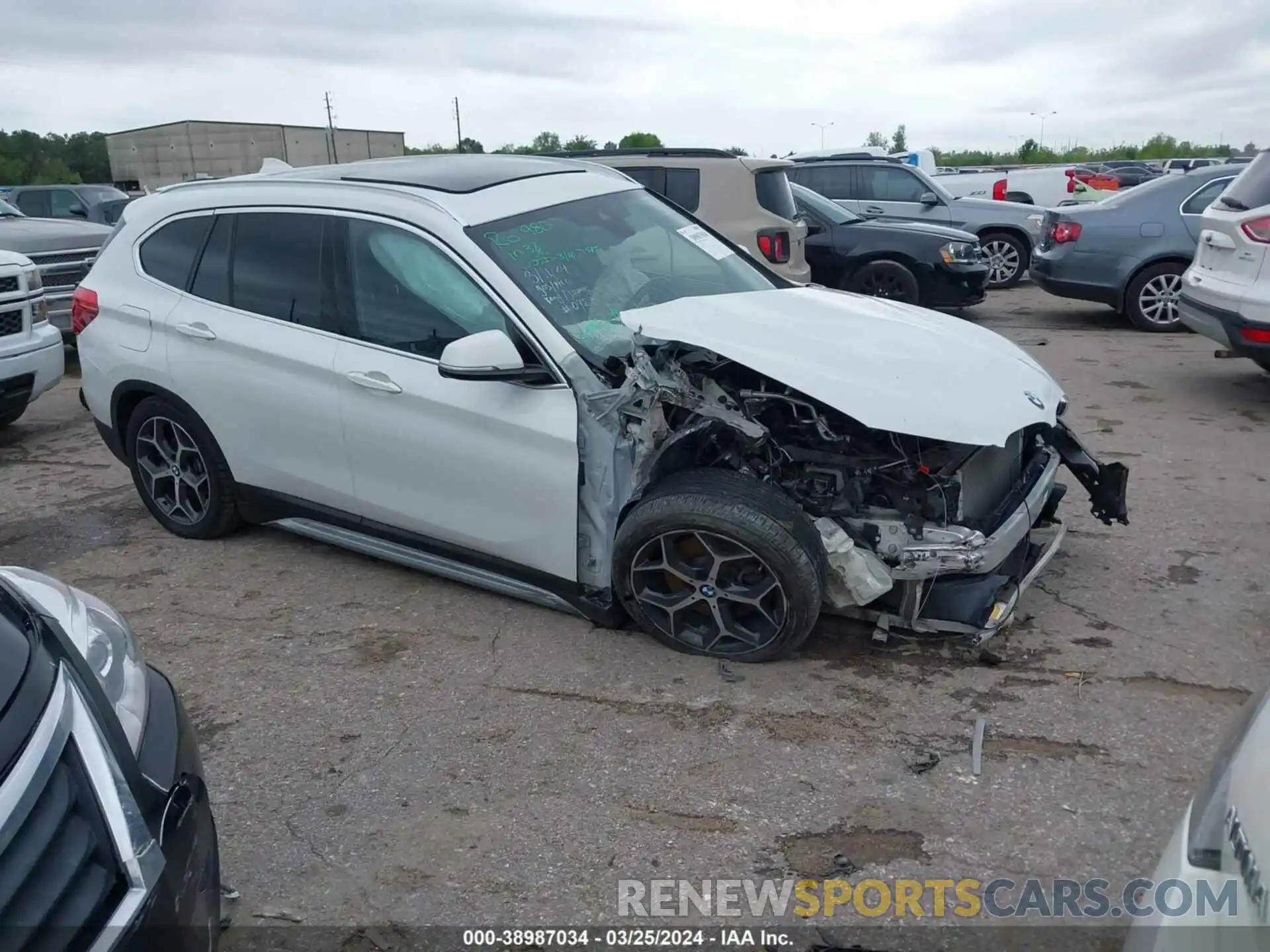 1 Photograph of a damaged car WBXHU7C57K5L10789 BMW X1 2019