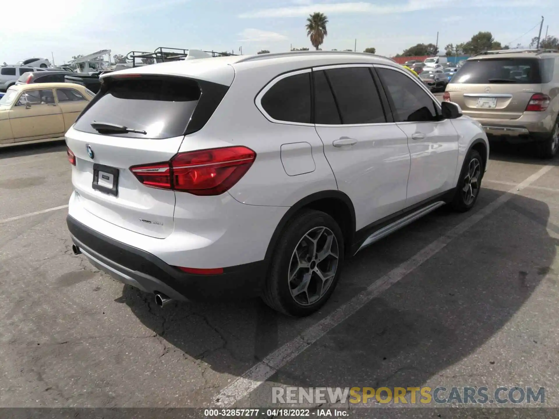 4 Photograph of a damaged car WBXHU7C57K5L12199 BMW X1 2019