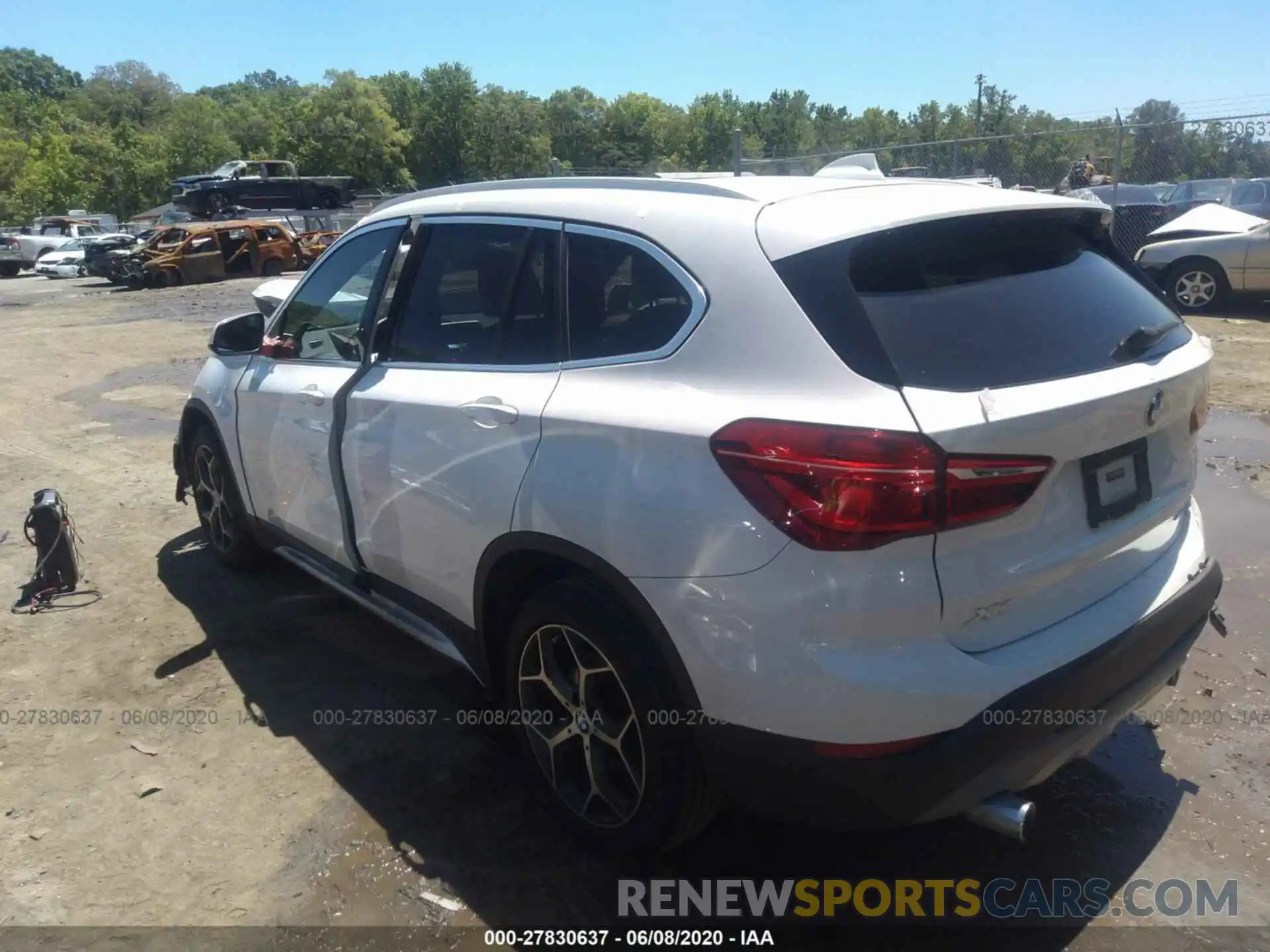 3 Photograph of a damaged car WBXHU7C58K3H44377 BMW X1 2019