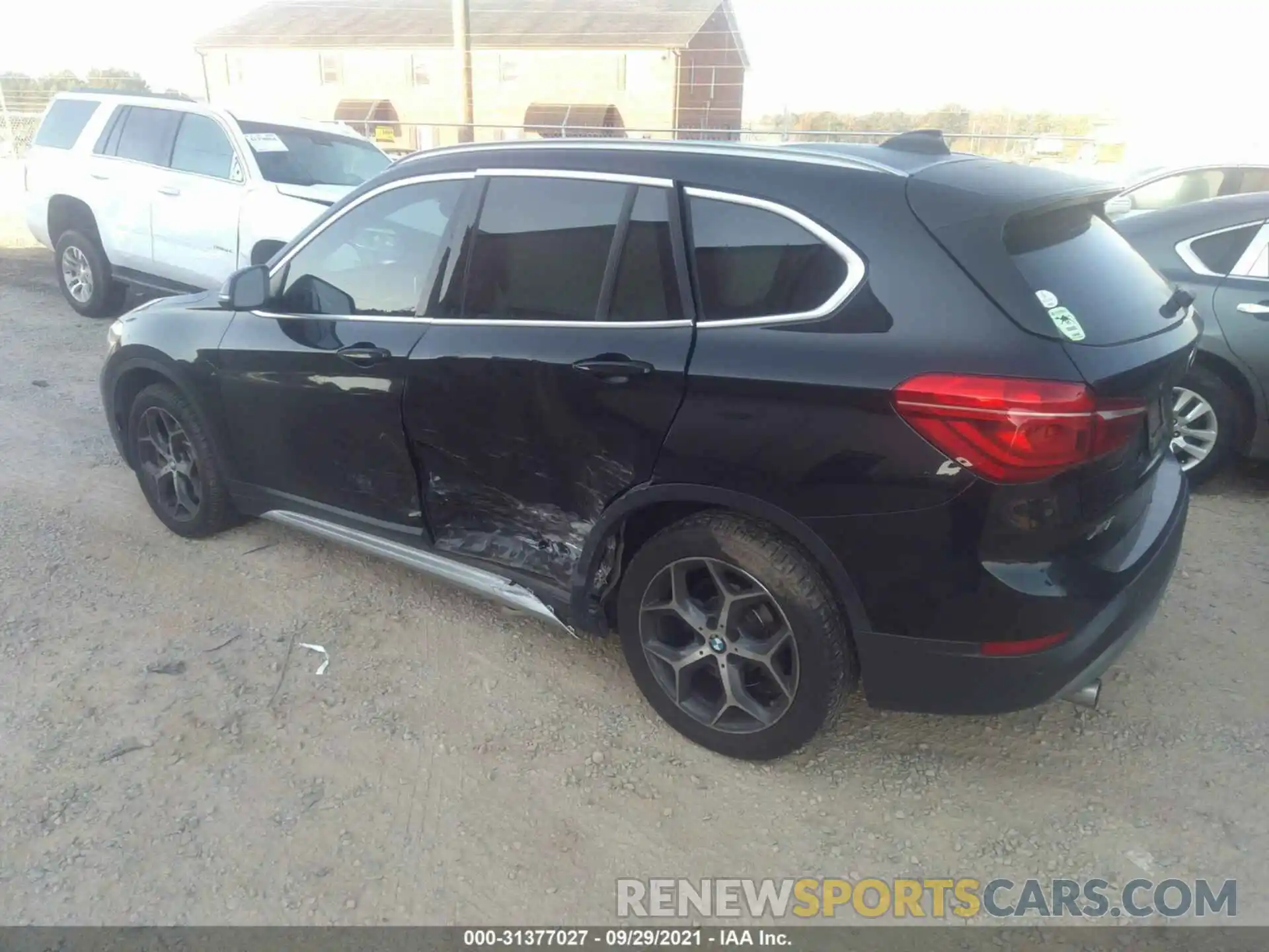 3 Photograph of a damaged car WBXHU7C58K3H44380 BMW X1 2019