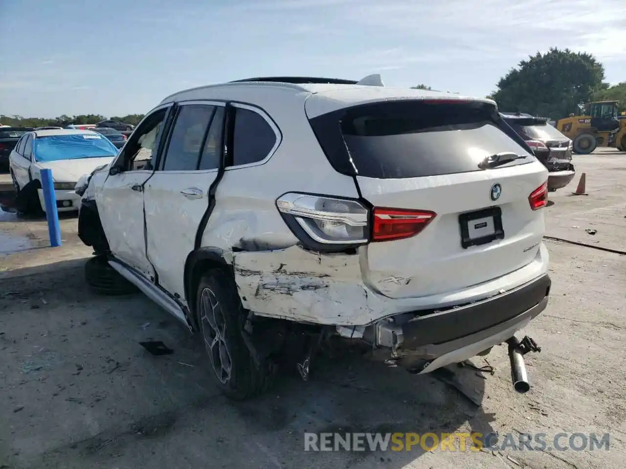 3 Photograph of a damaged car WBXHU7C58K3H44587 BMW X1 2019