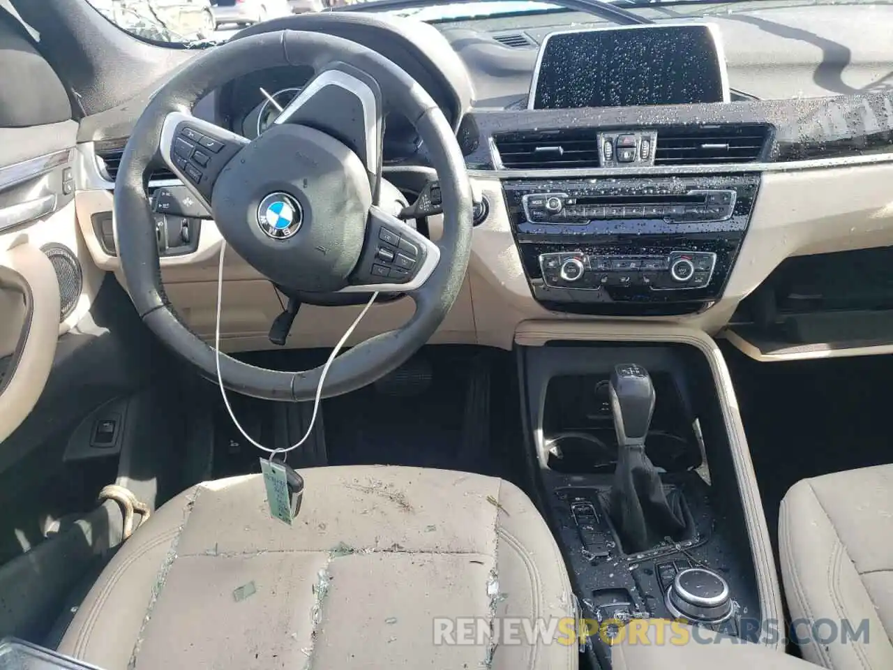 9 Photograph of a damaged car WBXHU7C58K3H44587 BMW X1 2019