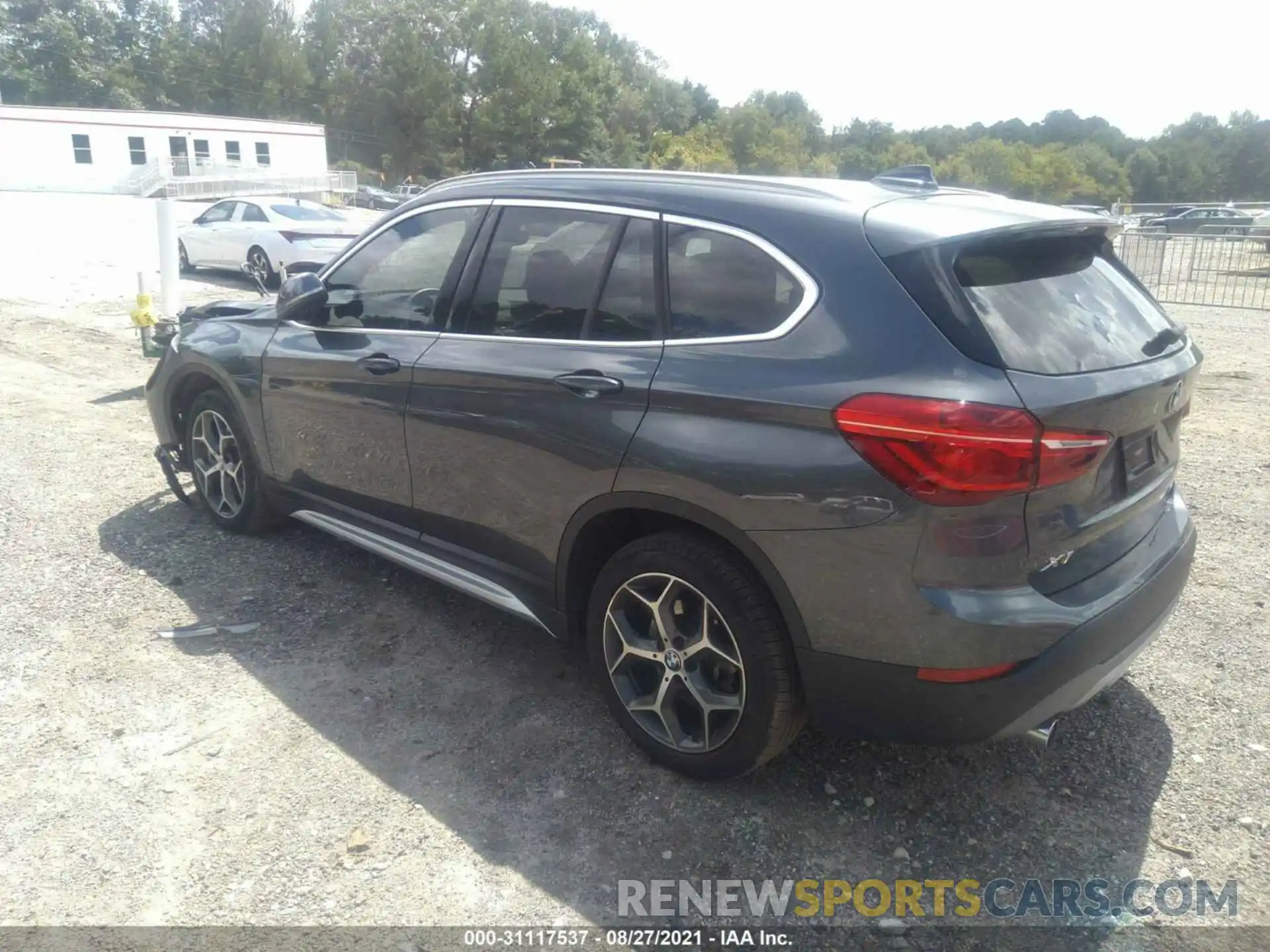 3 Photograph of a damaged car WBXHU7C58K3H45433 BMW X1 2019