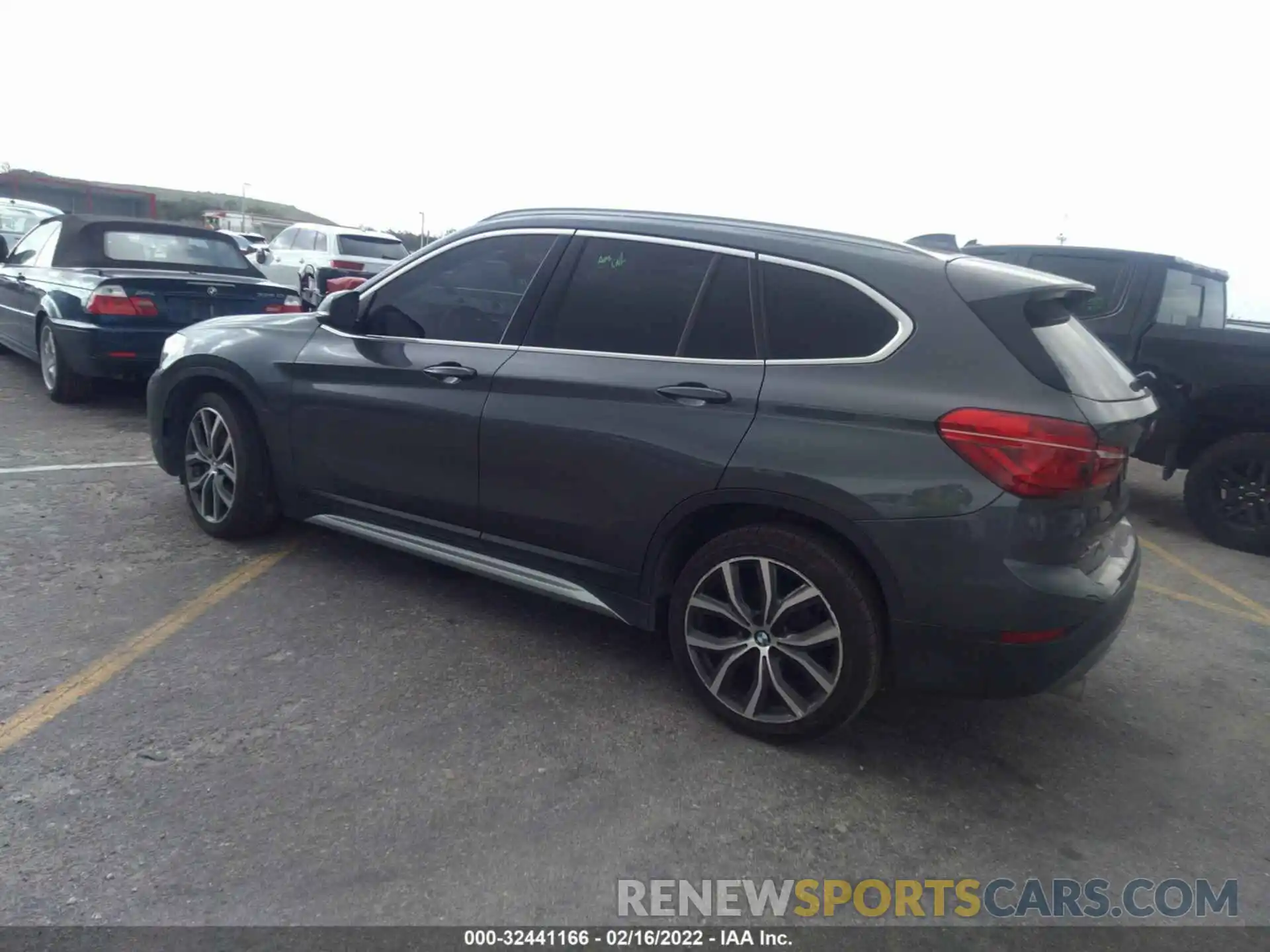 3 Photograph of a damaged car WBXHU7C58K5L10753 BMW X1 2019