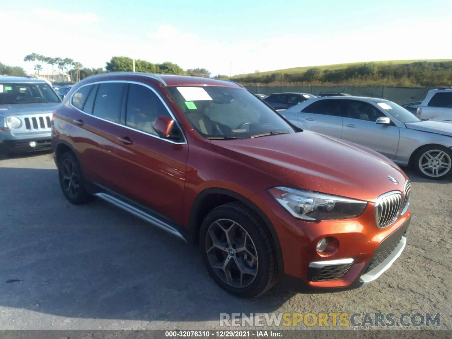 1 Фотография поврежденного автомобиля WBXHU7C59K3H44257 BMW X1 2019