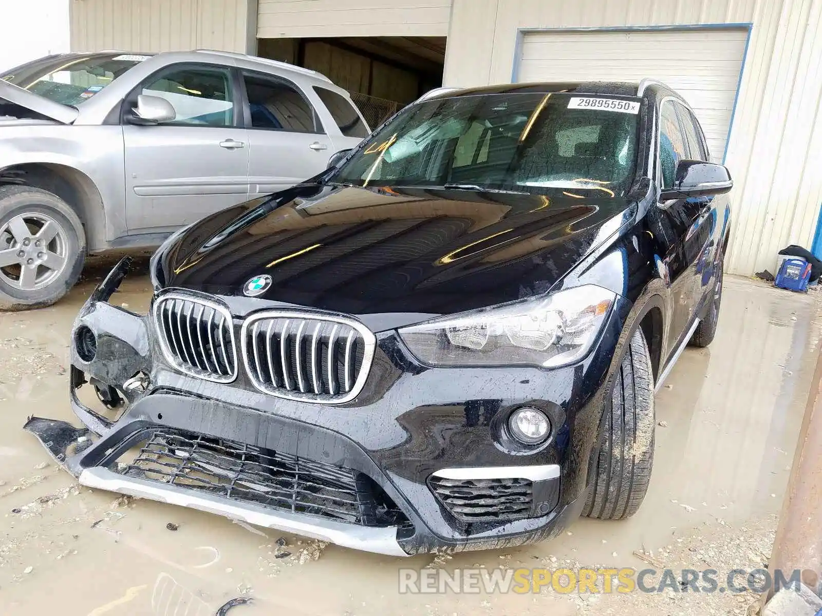 2 Фотография поврежденного автомобиля WBXHU7C59K3H46638 BMW X1 2019