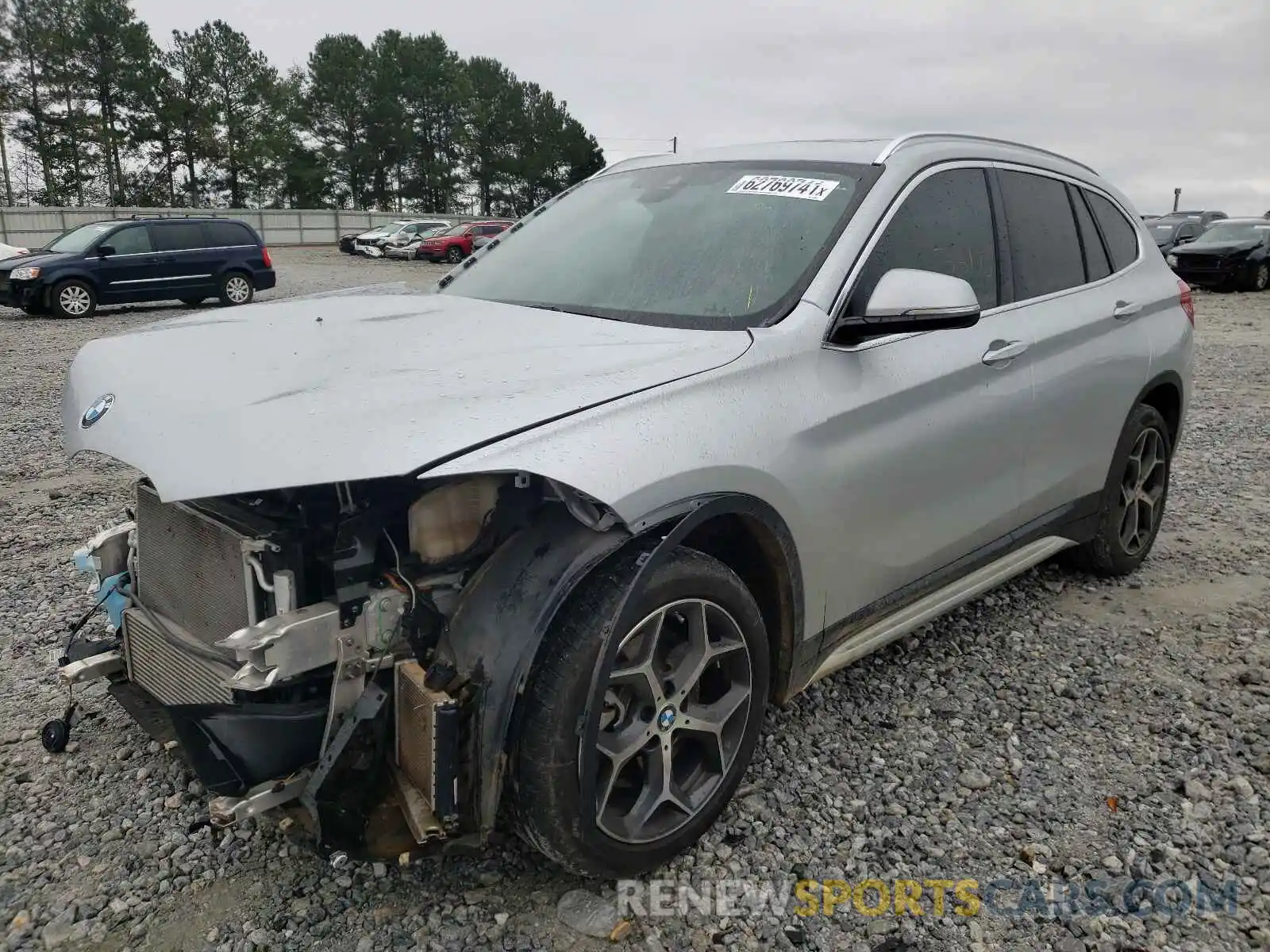 2 Фотография поврежденного автомобиля WBXHU7C59K5L10650 BMW X1 2019