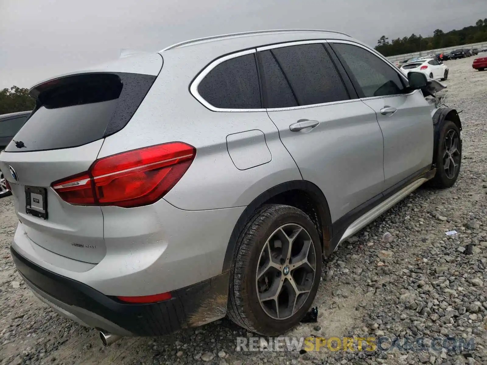 4 Фотография поврежденного автомобиля WBXHU7C59K5L10650 BMW X1 2019