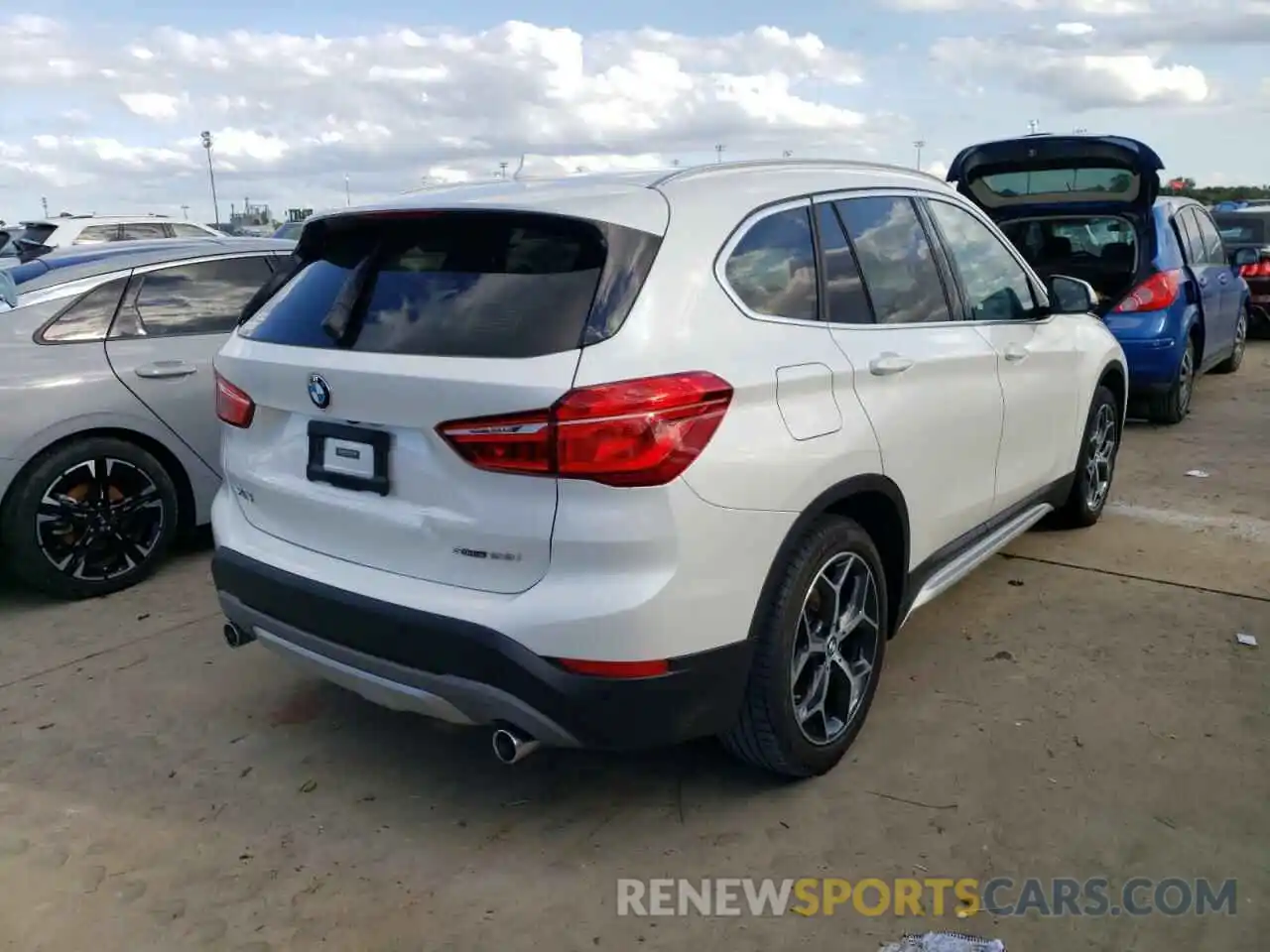 4 Photograph of a damaged car WBXHU7C59K5L11670 BMW X1 2019