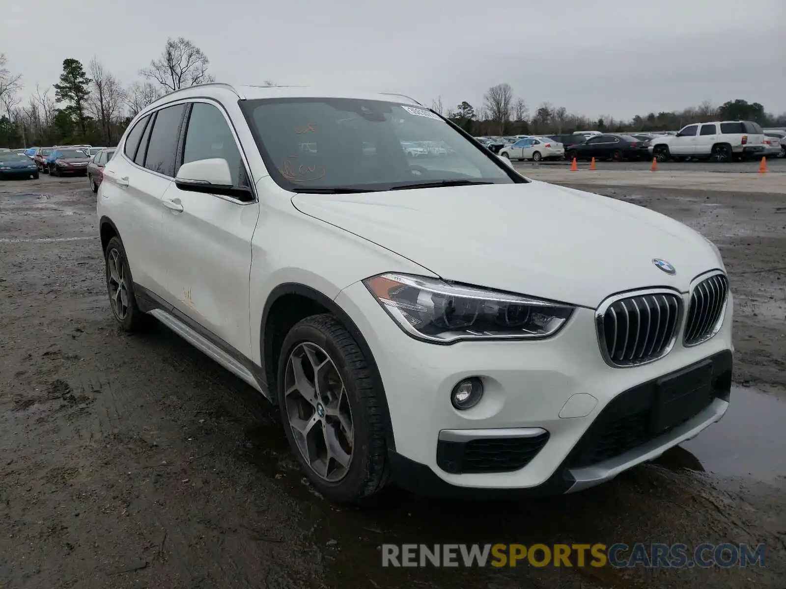 1 Photograph of a damaged car WBXHU7C5XK3H45174 BMW X1 2019