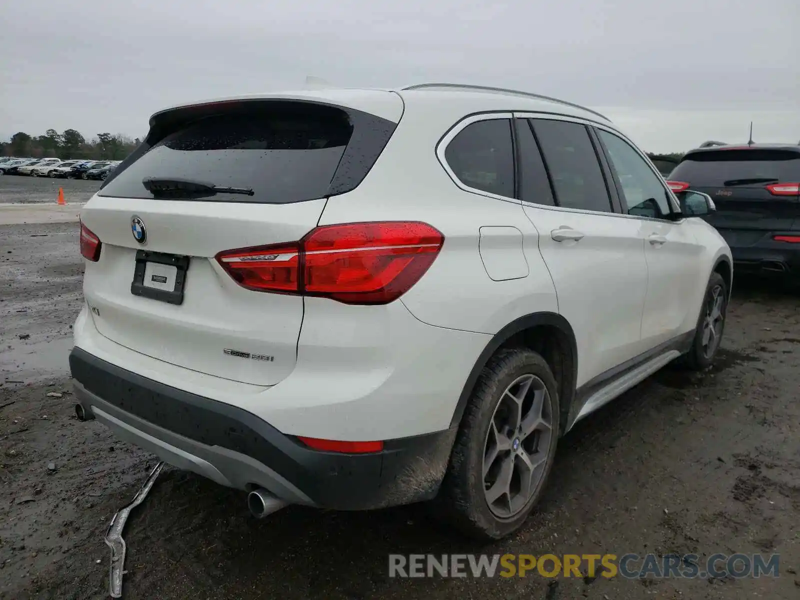 4 Фотография поврежденного автомобиля WBXHU7C5XK3H45174 BMW X1 2019