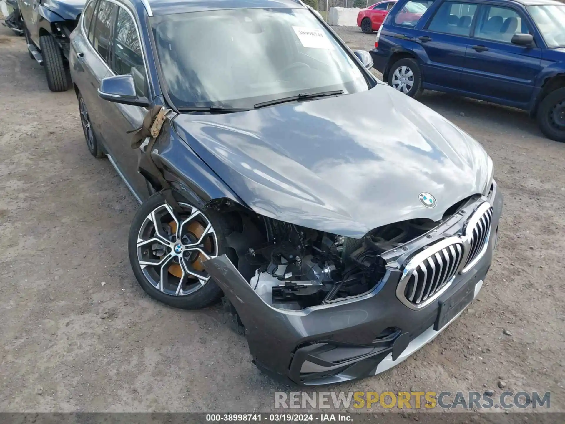 6 Photograph of a damaged car WBXJG7C01L5P49632 BMW X1 2020