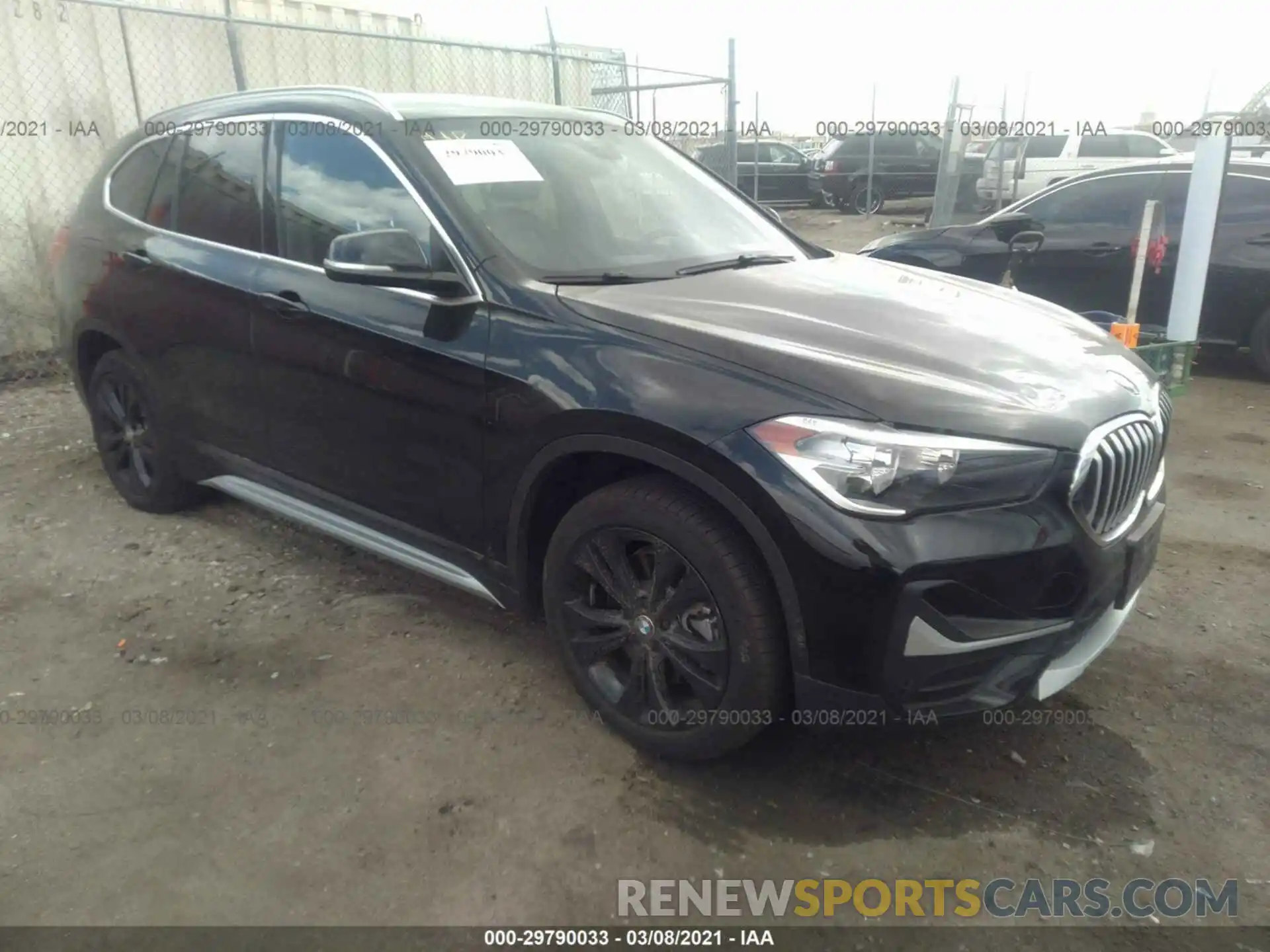 1 Фотография поврежденного автомобиля WBXJG7C01L5P50425 BMW X1 2020