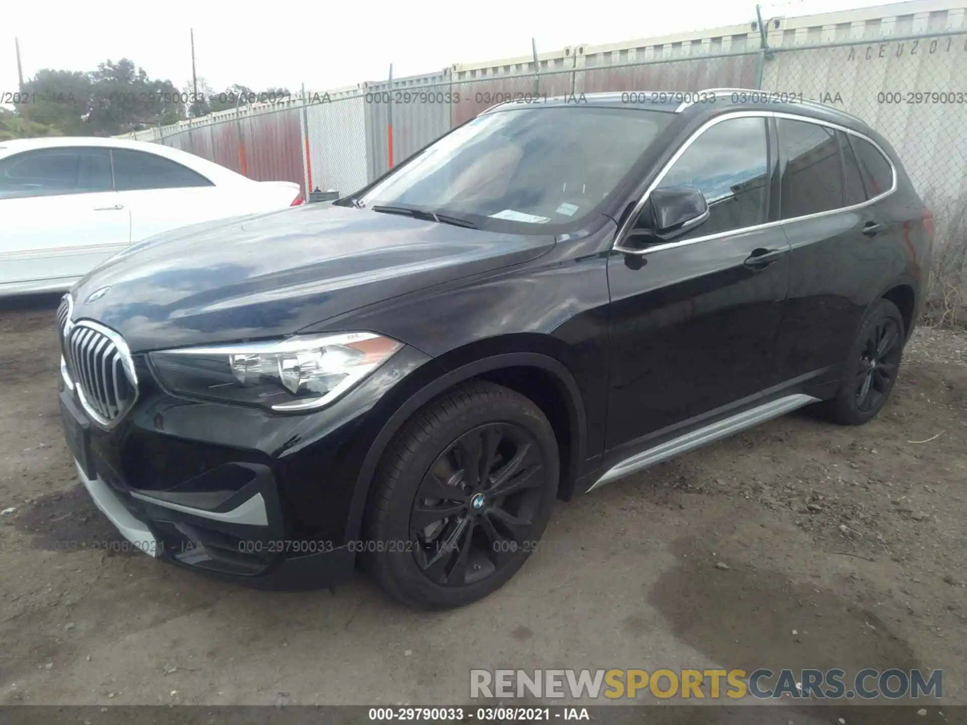 2 Фотография поврежденного автомобиля WBXJG7C01L5P50425 BMW X1 2020