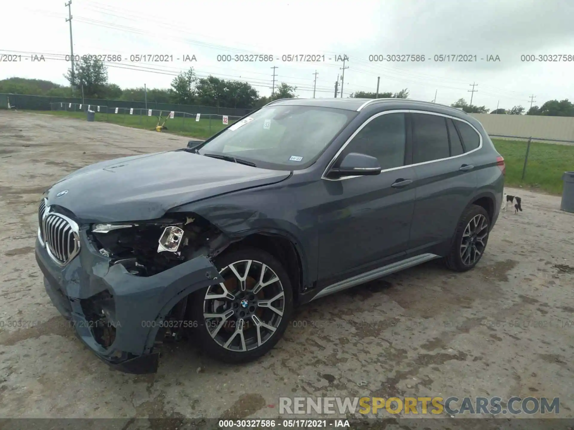 2 Фотография поврежденного автомобиля WBXJG7C01L5P98720 BMW X1 2020