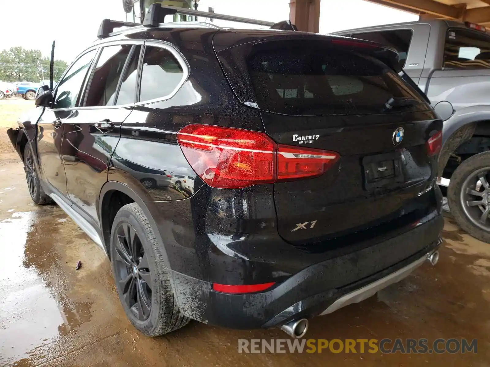 3 Фотография поврежденного автомобиля WBXJG7C01L5R91336 BMW X1 2020