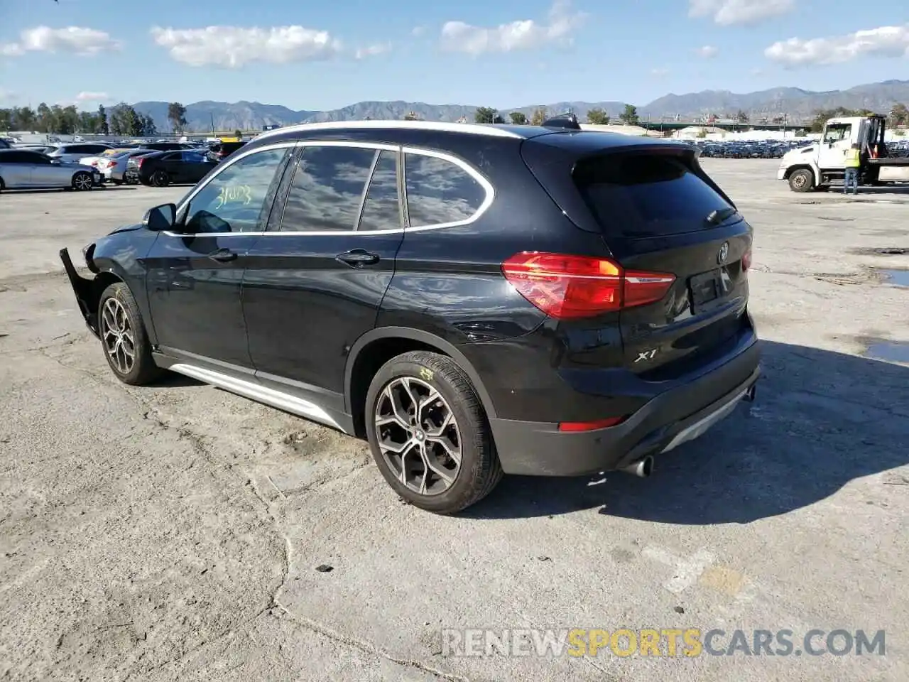 3 Photograph of a damaged car WBXJG7C03L5P32038 BMW X1 2020